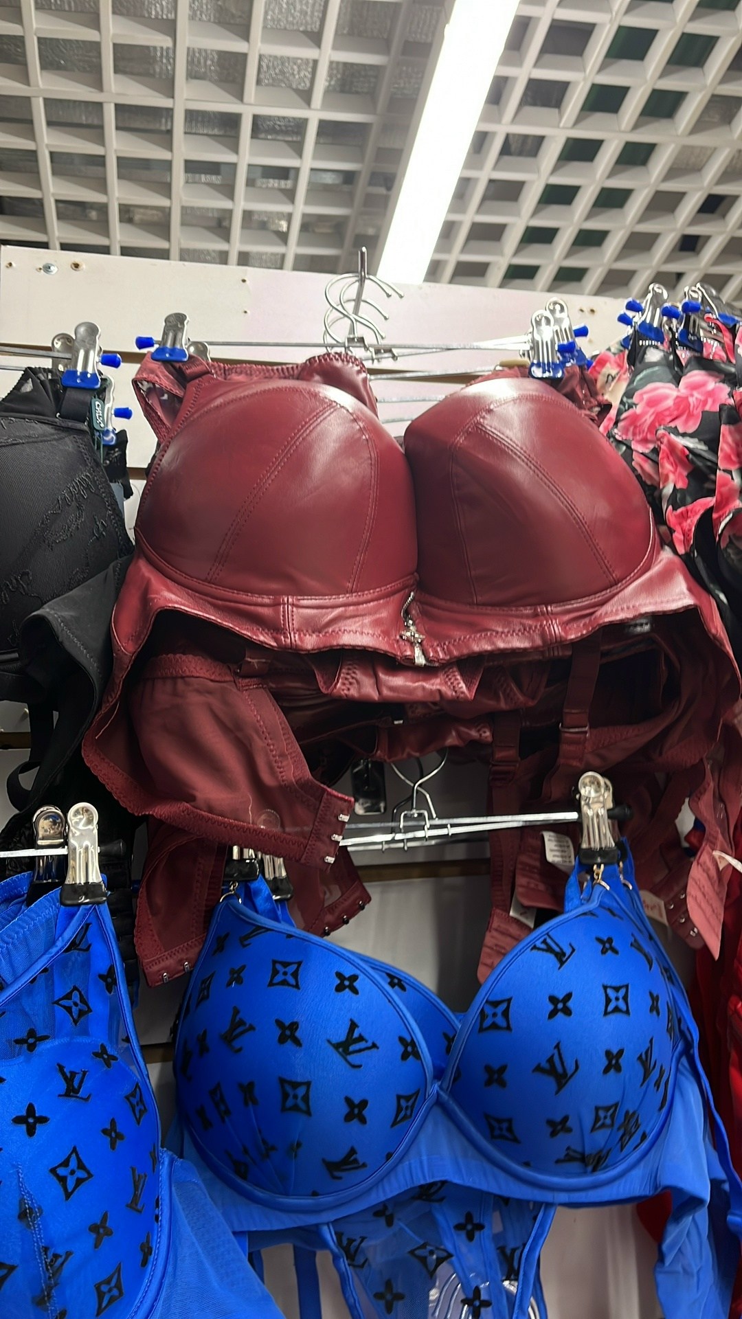 женское нижнее белье,женские белье,бюстгальтер,нижнего белья,бутик