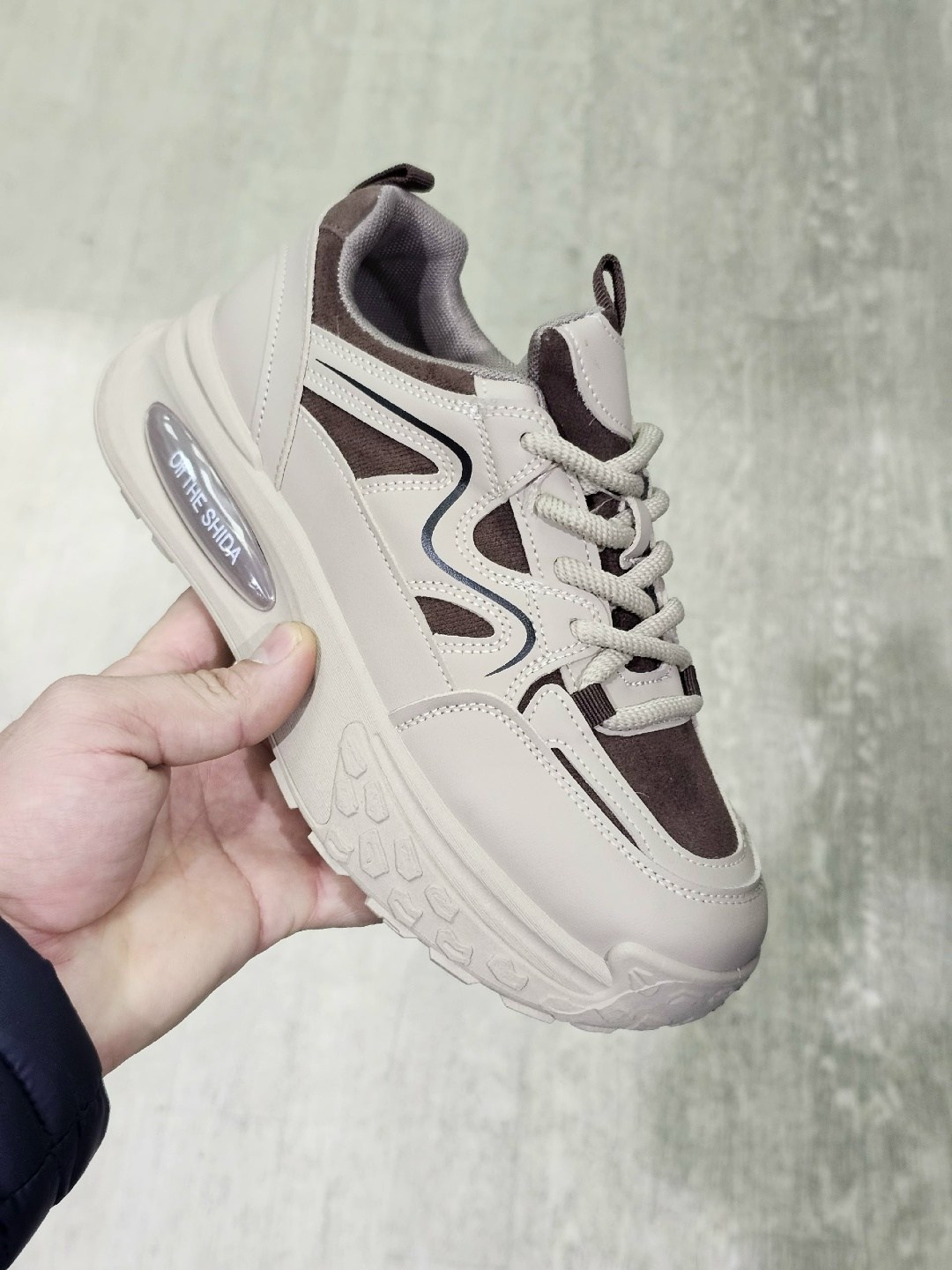 кроссовки женскиe,белые кроссовки,белые кроссовки женские,кроссовки модные,