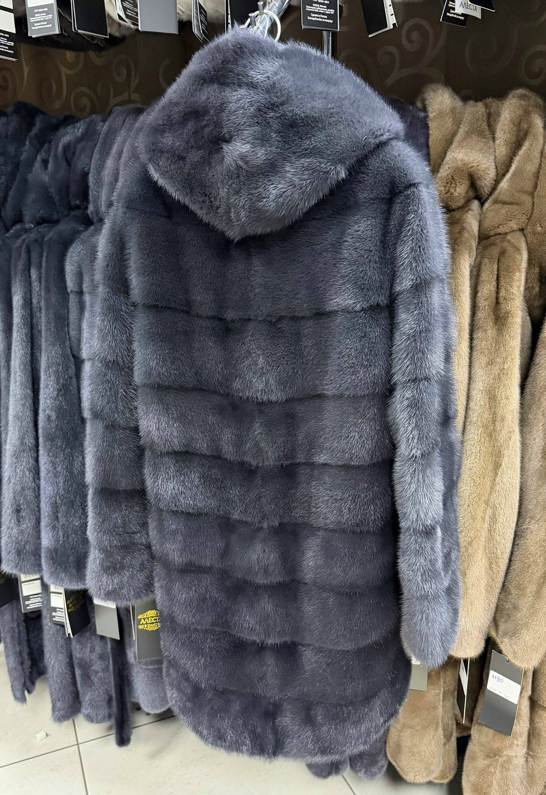 шубка из меха европейской норки с капюшоном цвет лаванда,шуба норковая,шубка из меха европейской норки с капюшоном,шуба норковая поперечка графит,шуба норковая в цвете графит