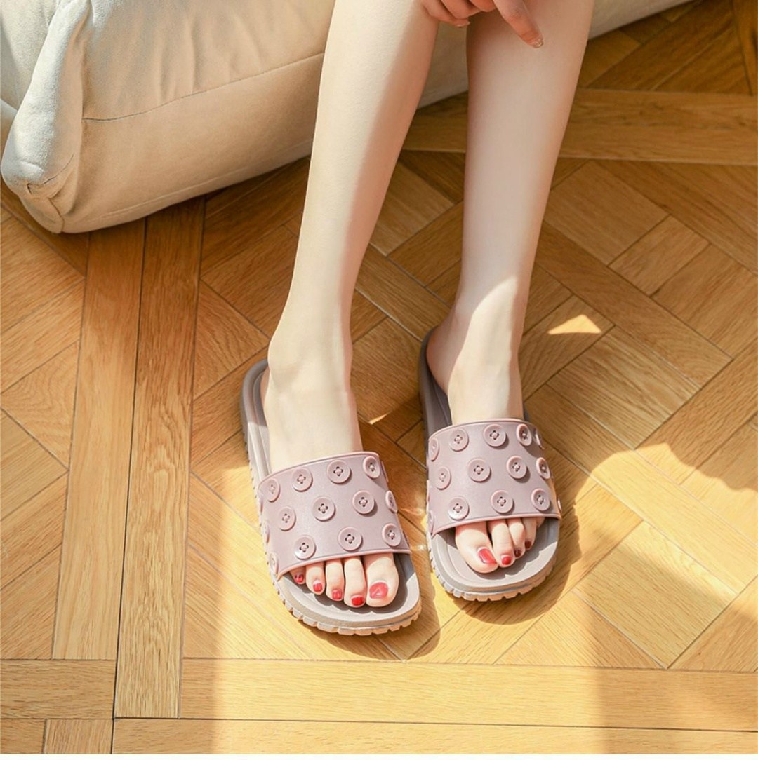 ,шлепанцы женские,модные тапочки,шлепанцы,летние тапочки