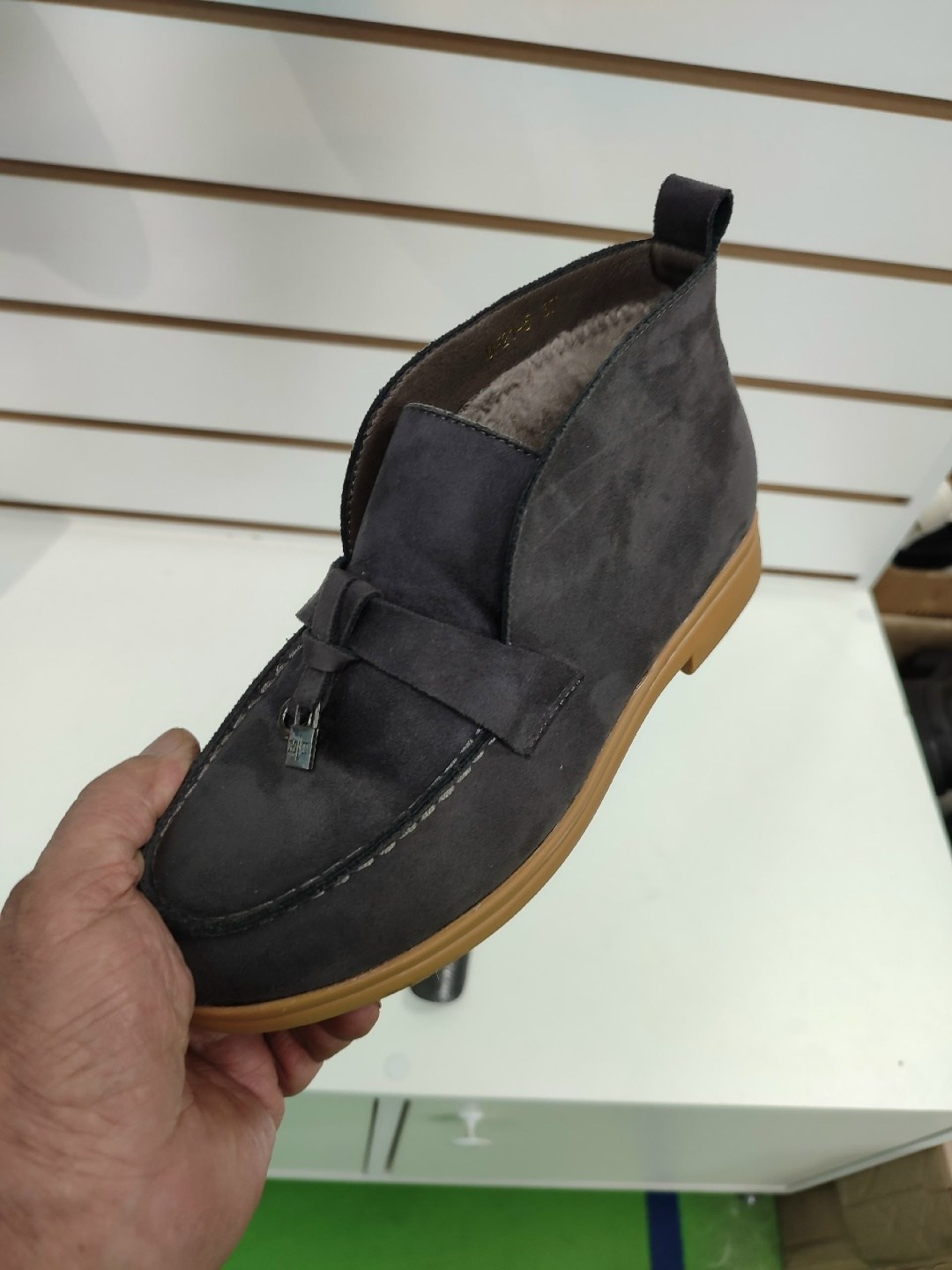 ,женская ,лоферы loro piana,лоферы женские замшевые,замшевые ботинки