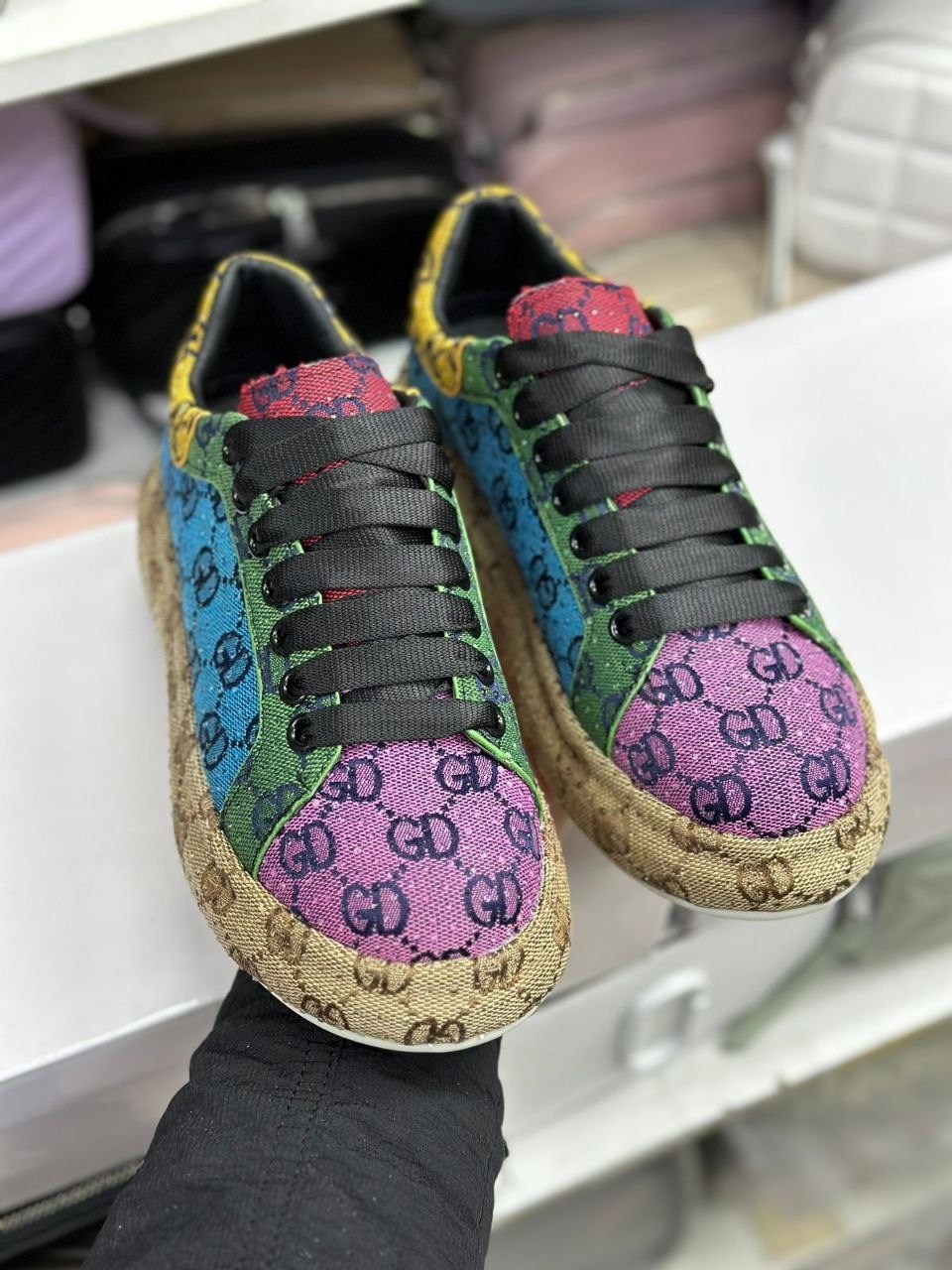 ,кроссовки женские gucci,кроссовки гуччи женские оригинал,кроссовки gucci,кроссовки женскиe