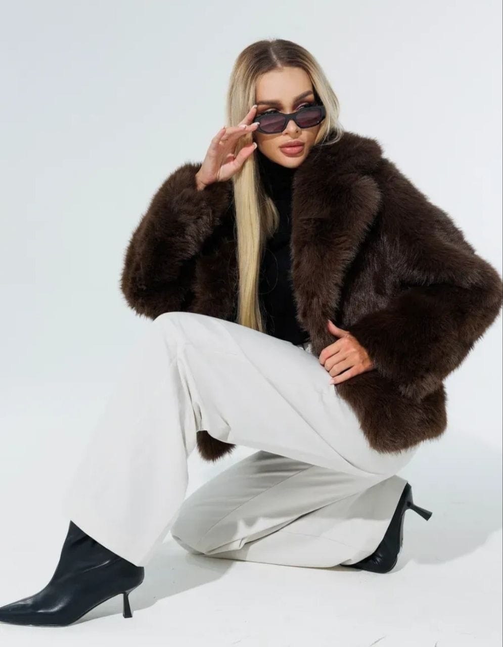 короткая шуба,шуба,шуба искусственная,шуба из искусственного меха,шубка