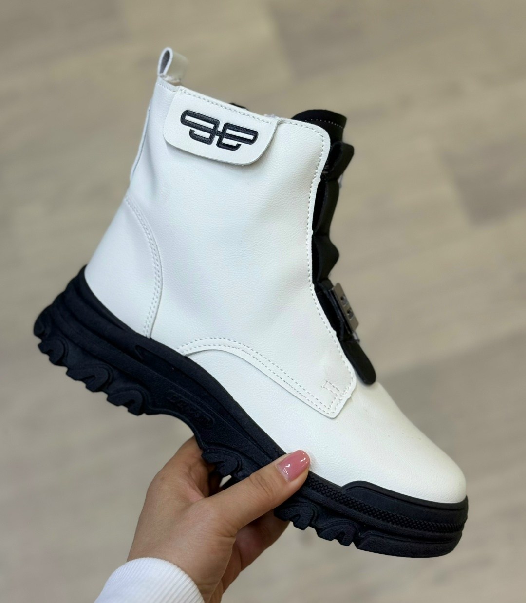 женские ботинки,,женская ,зимние женские ботинки,ботинки демисезонные