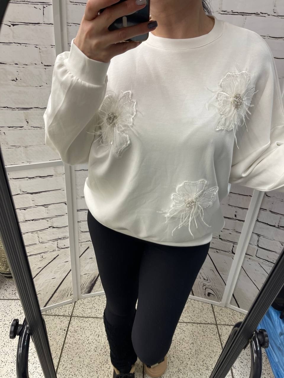 свитшот женский,женская кофта,декор свитшота,свитшот для девушек,свитшот