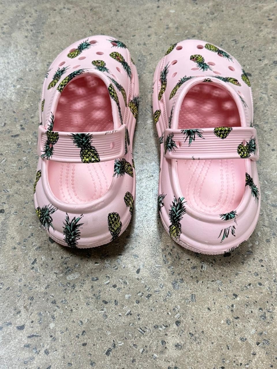 кроксы женские оригинальные официальный сайт,,crocs classic,женские кроксы,crocs classic clog