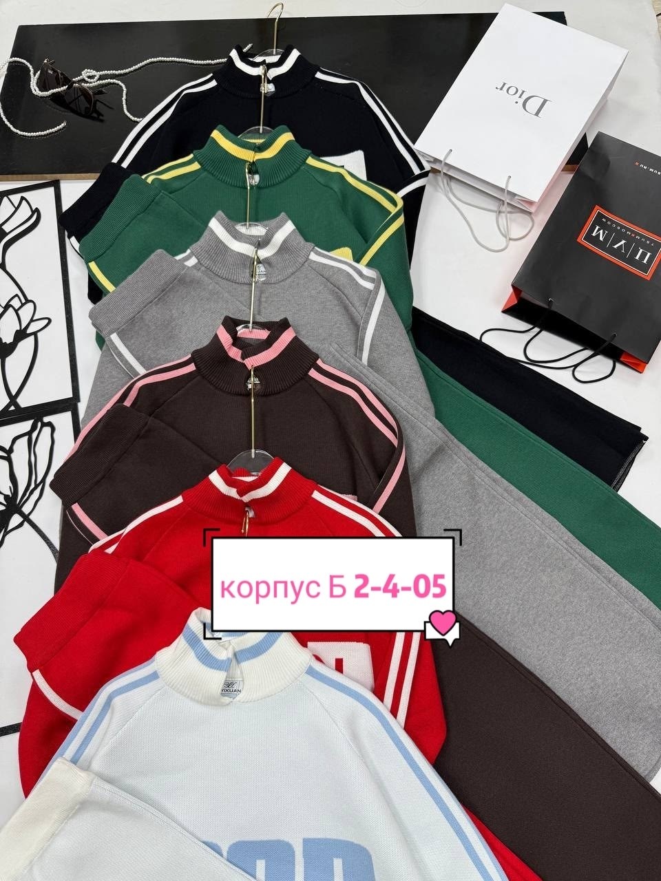 костюм спортивный,костюм женский,костюм,спортивные костюмы женские,костюм женский двойка