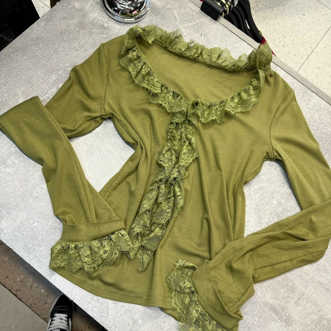 нарядная кофта,кофта женская,кофта классика,кофта итальянская,блузка с оборками