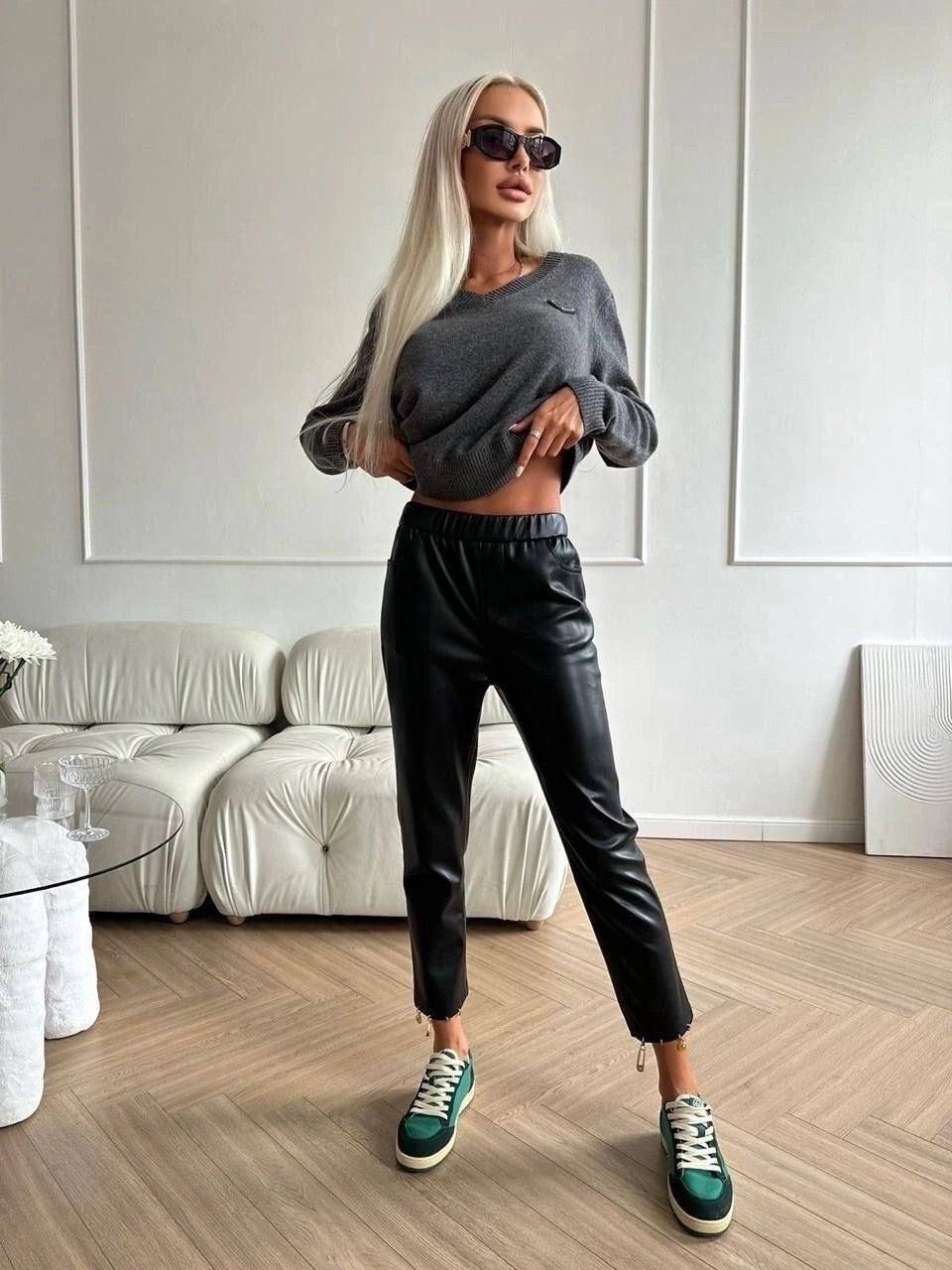 брюки из эко кожи,кожаные брюки женские,женские брюки из экокожи,кожаные брюки,косуха женская