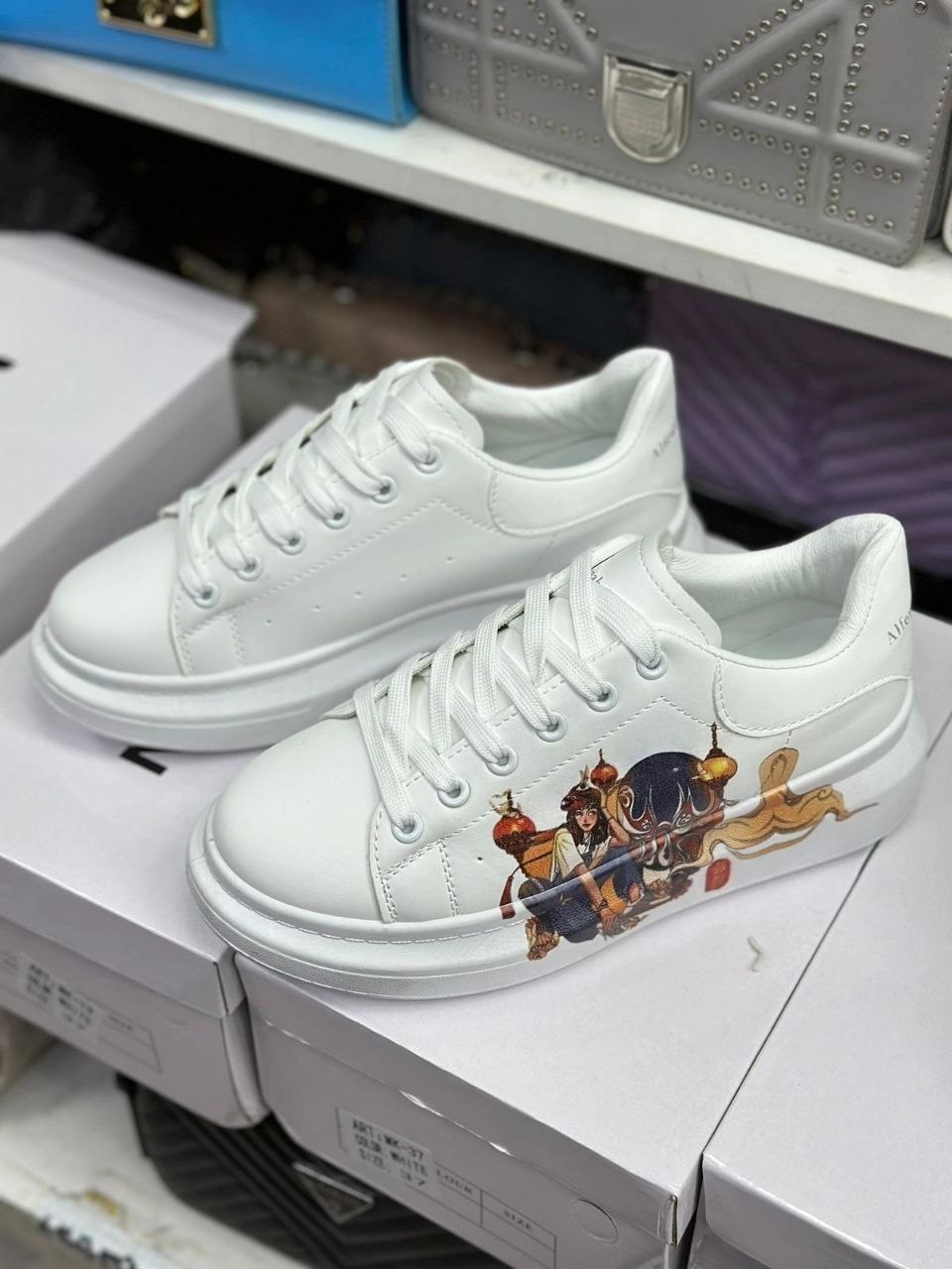 ,женские кроссовки, женская,спортивная ,повседневная