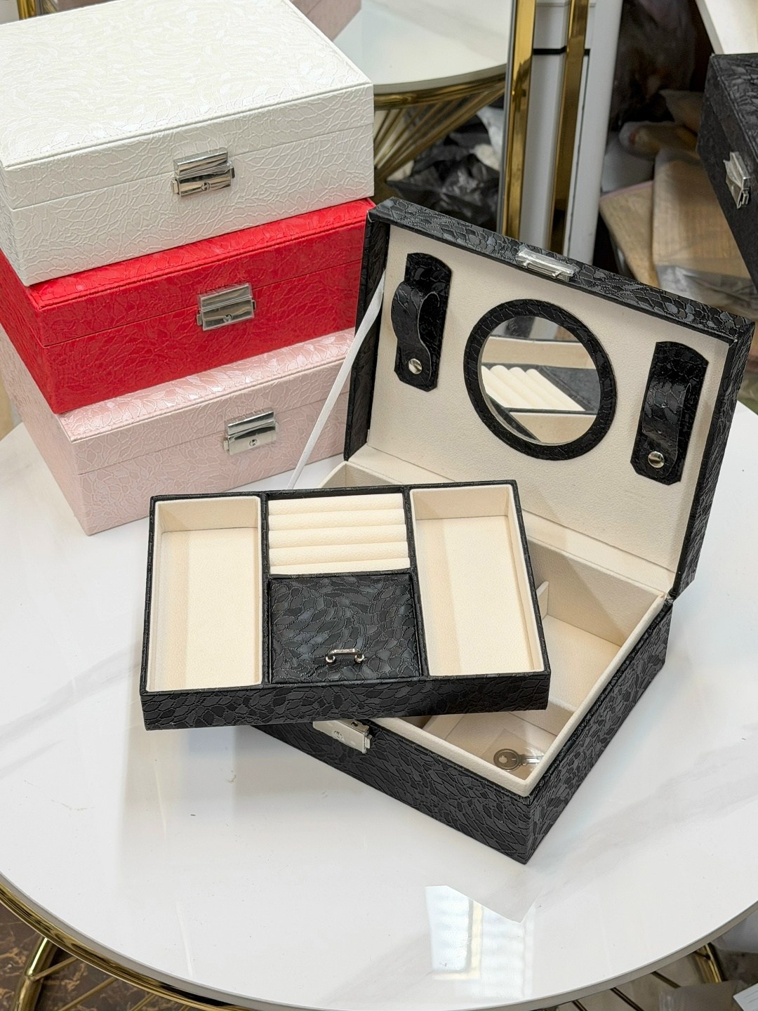 шкатулка для украшении,косметическая шкатулка,шкатулка для ювелирных изделий,шкатулка для хранения,подарки шкатулка для украшений