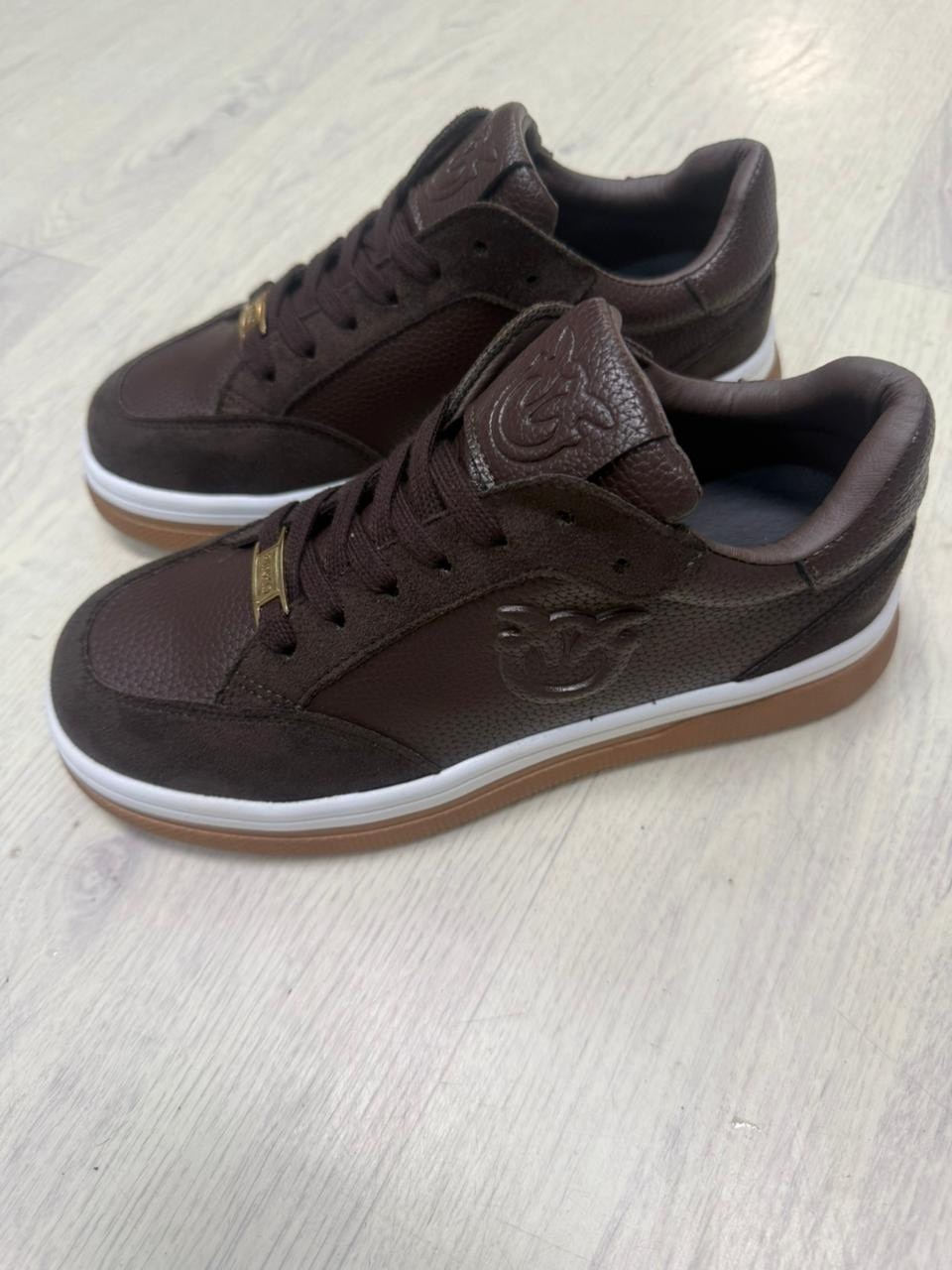 ,женские кроссовки,стильные кроссовки,мужская  кроссовки,кроссовки мужские и женские