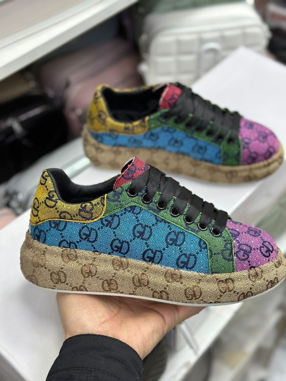 ,кроссовки женские gucci,кроссовки гуччи женские оригинал,кроссовки gucci,кроссовки женскиe