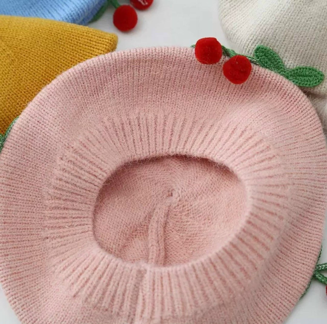берет детский шерстяной,берет детский,вязаные шапочки для детей,берет,шапочка