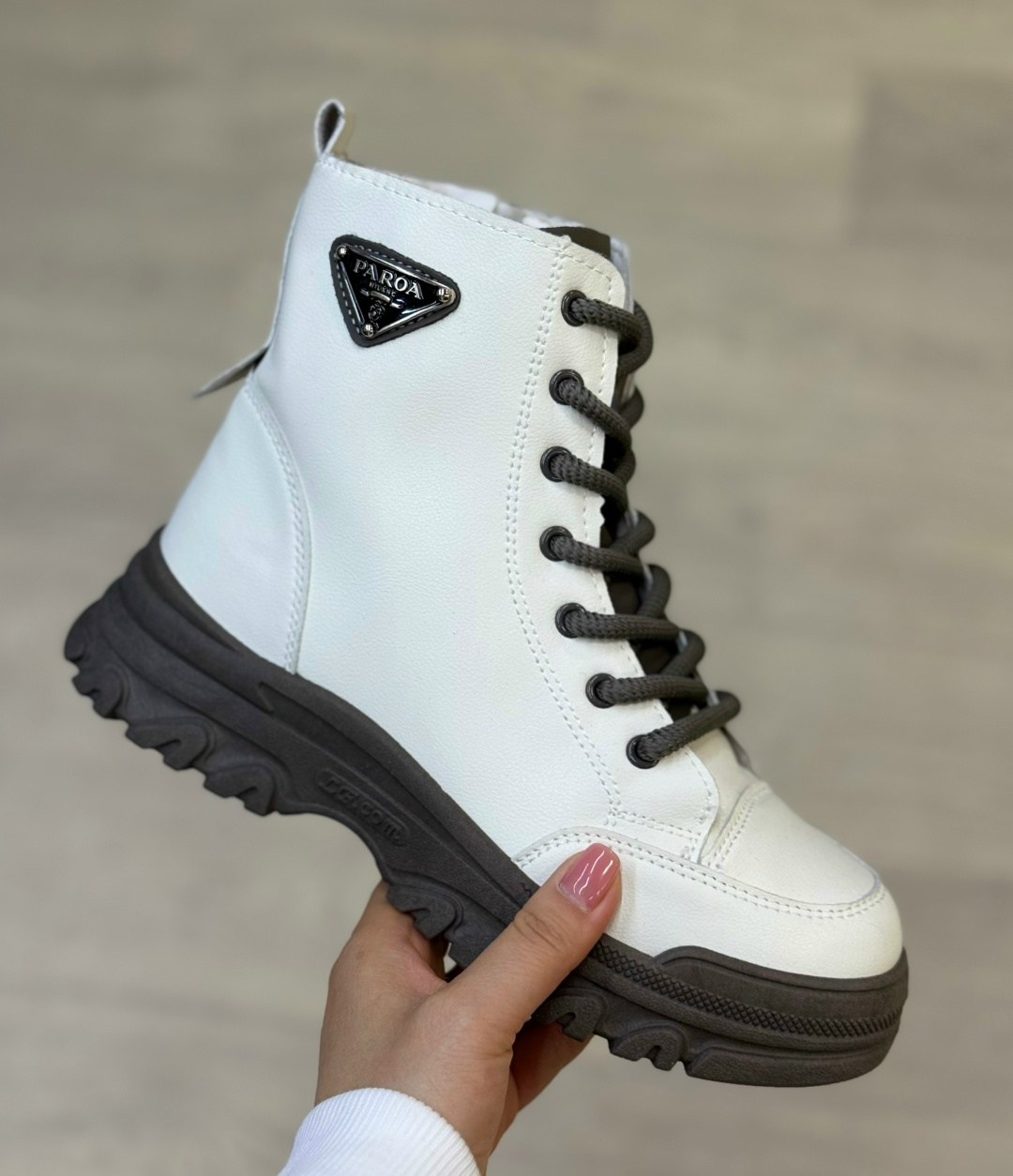 женские ботинки,,женская ,зимние женские ботинки,ботинки демисезонные