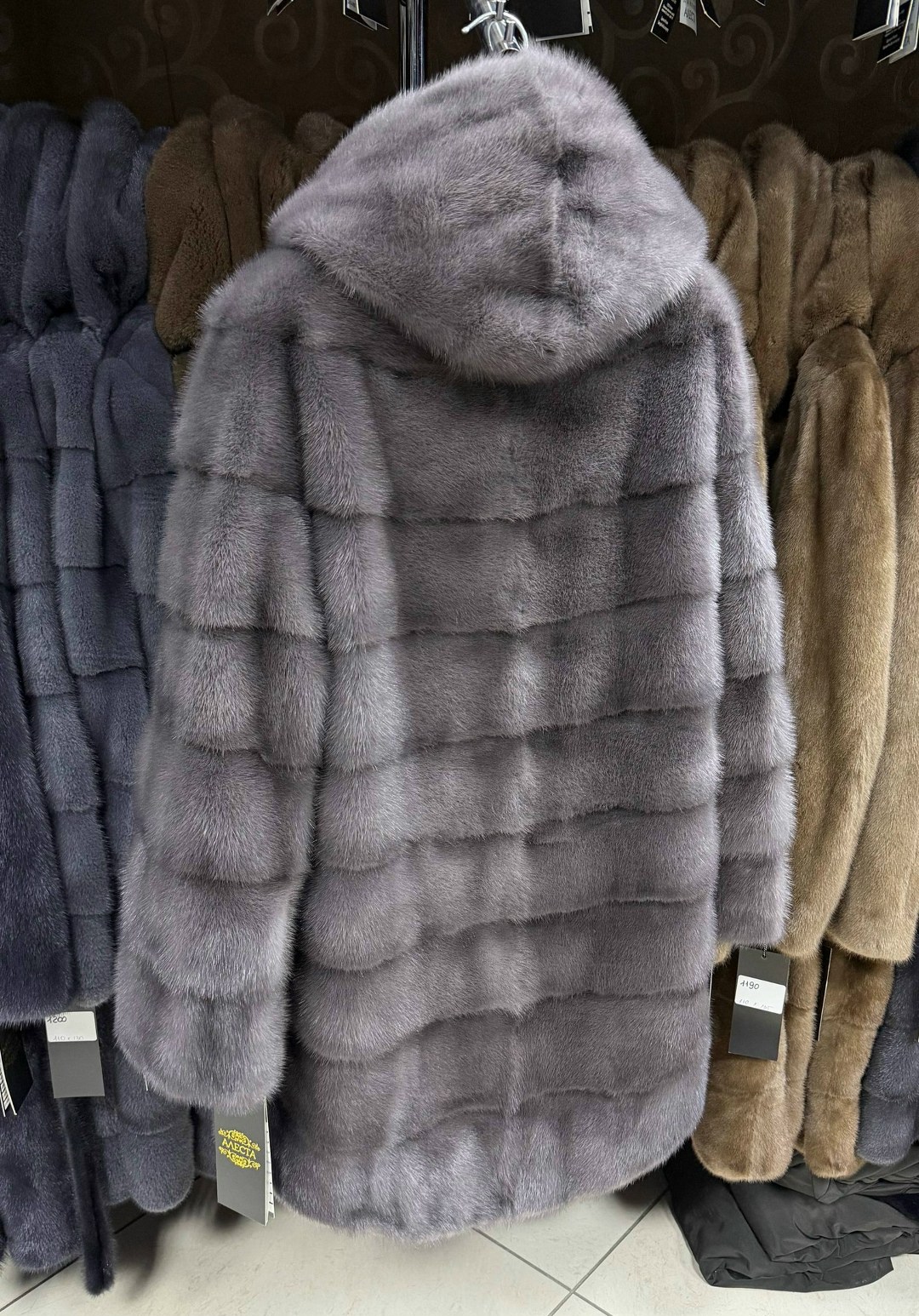 шубка из меха европейской норки с капюшоном цвет лаванда,шубка из меха европейской норки с капюшоном,шуба норковая,шуба норковая с капюшоном,шубка из меха европейской норки с капюшоном цвет капучино