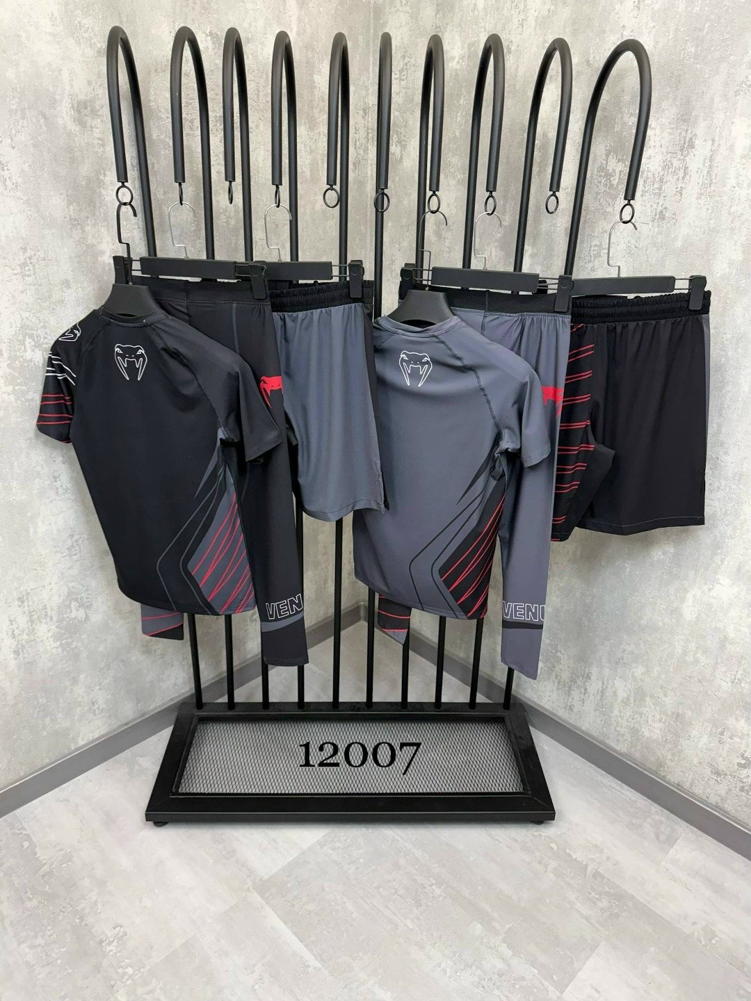 рашгард venum комплект мужской,комплект для мма единоборств 3в1 venum logos рашгард компрессионный,рашгард спортивный 4в1,рашгард комплект,рашгард спортивный venum 4в1