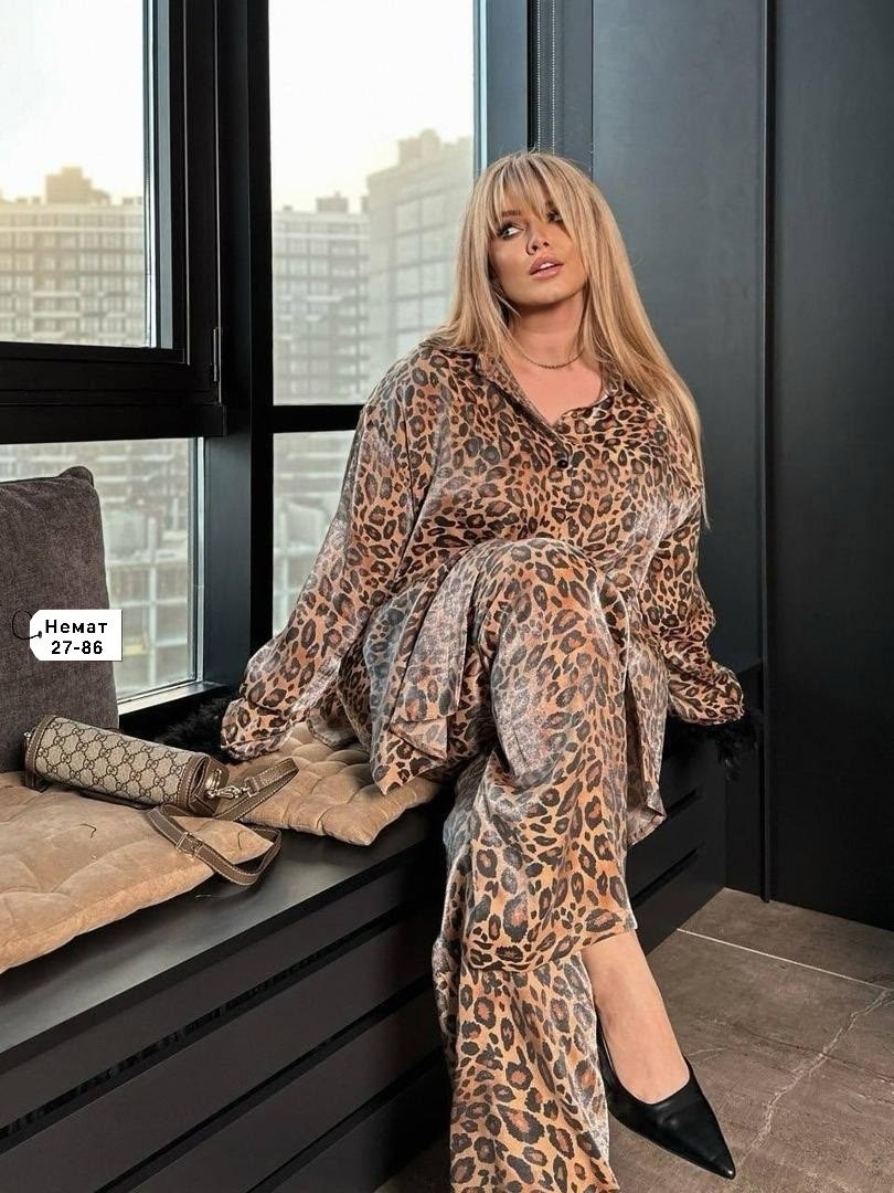 брючный костюм,брючный костюм с перьями,леопардовый костюм,костюм женский брючный,женский леопардовый костюм