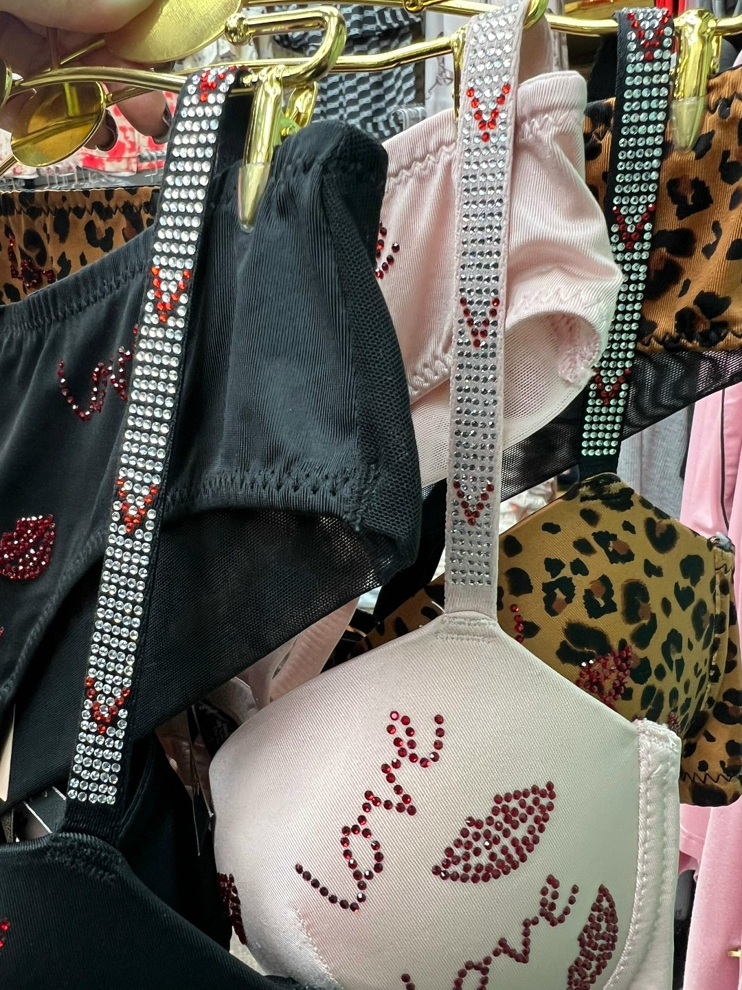 нижнее белье комплект,комплект нижнего белья с пуш ап,комплект нижнего белья кружевной bralive 322355776,женские комплекты нижнего белья,нижнее бельё