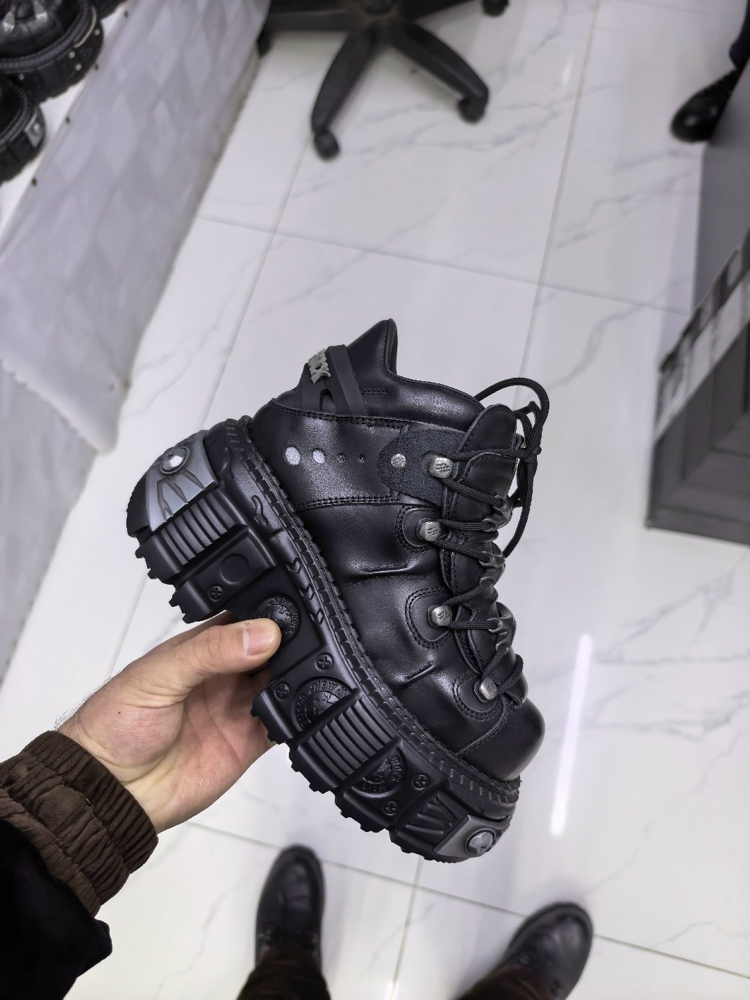 ботинки new rock,,кроссовки new rock,ботинки нью рок,массивные ботинки