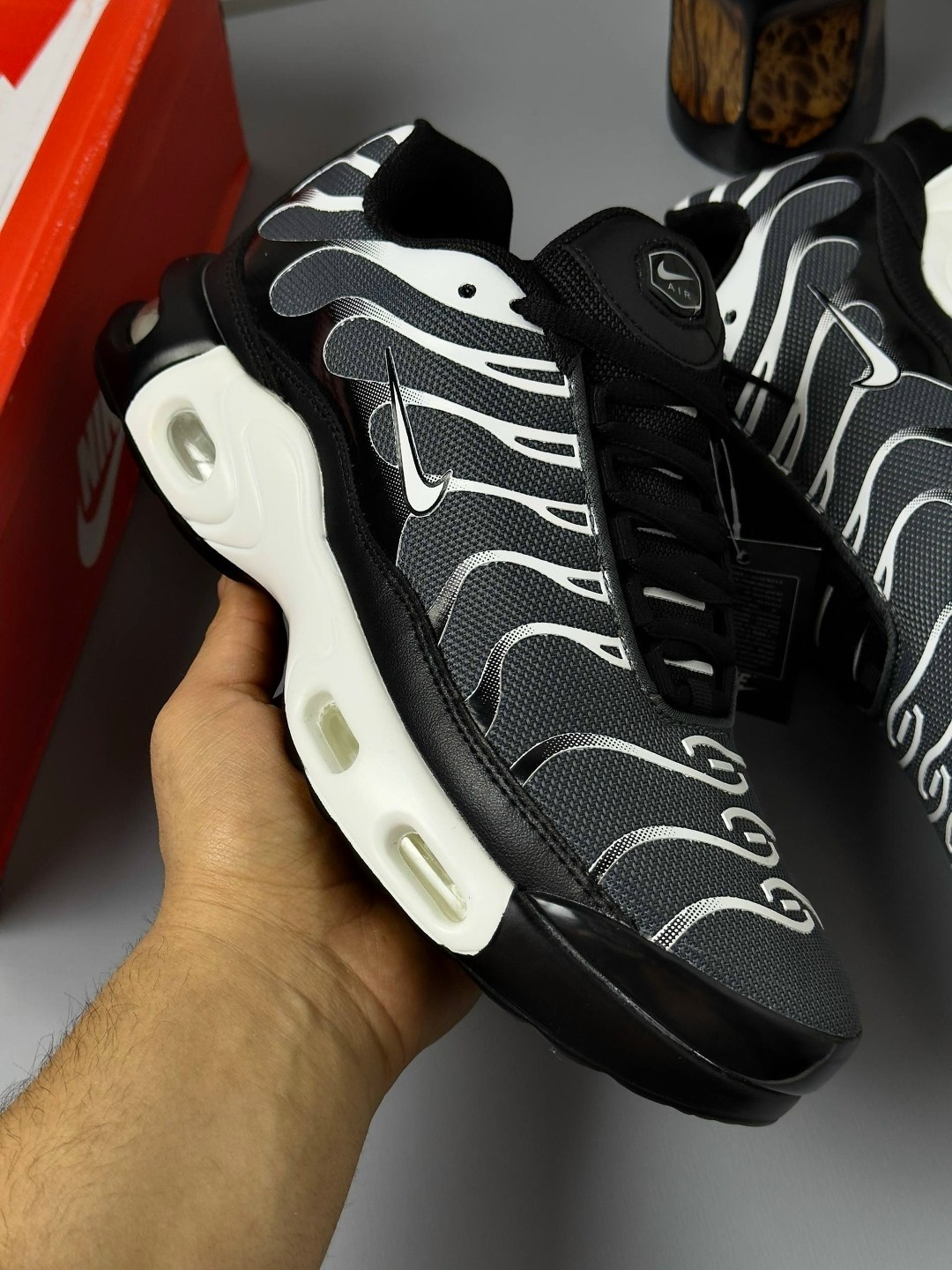 кроссовки nike air max tn plus,кроссовки мужские nike air max tn plus,кроссовки найк air max tn plus летние дышащие,nike air max tn plus,кроссовки найк air max plus tn