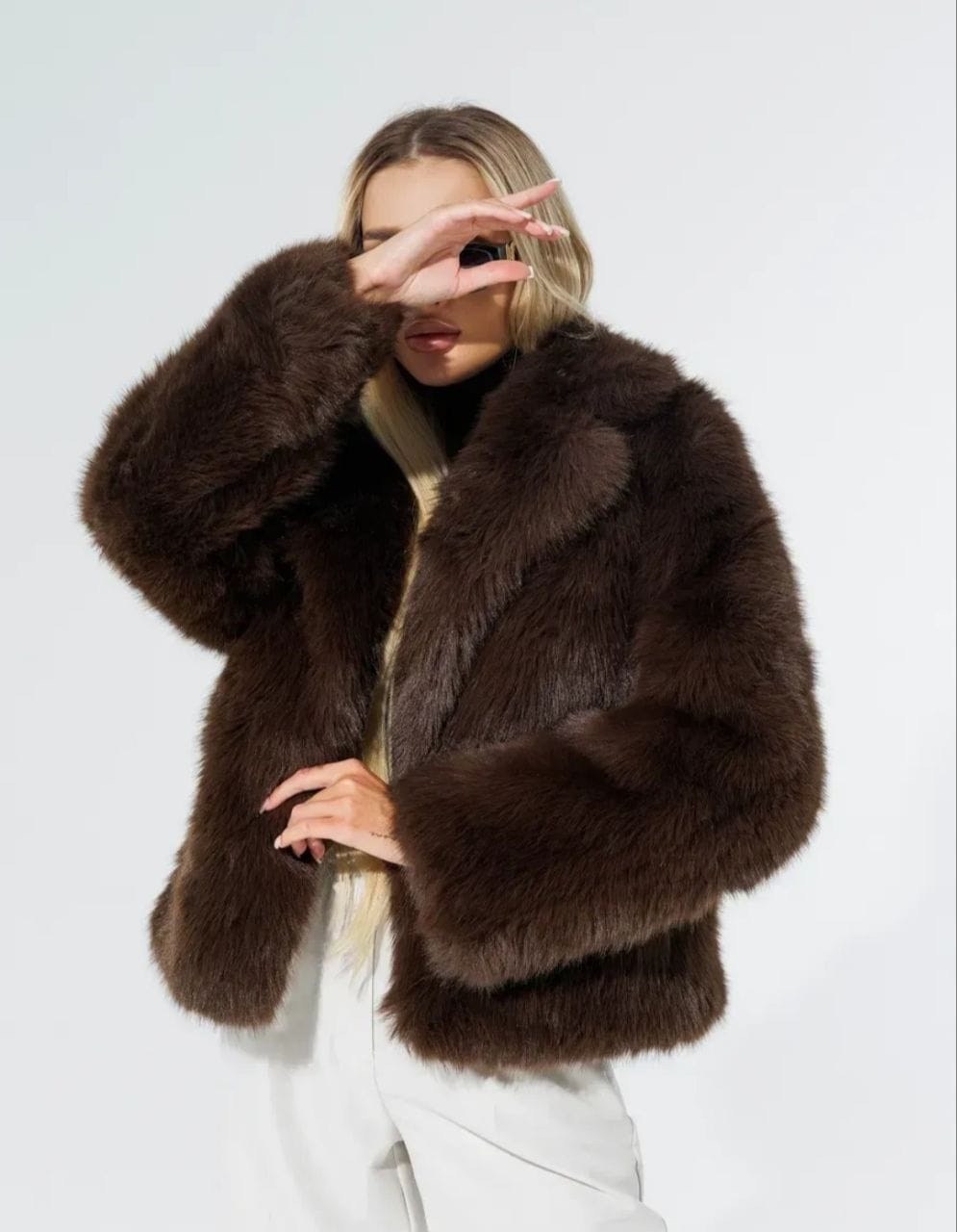 короткая шуба,шуба,шуба искусственная,шуба из искусственного меха,шубка