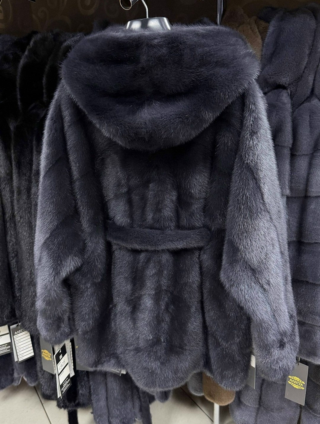 шуба норковая,норковая шуба с капюшоном,норка шуба,шубка из меха европейской норки с капюшоном,шуба из норки