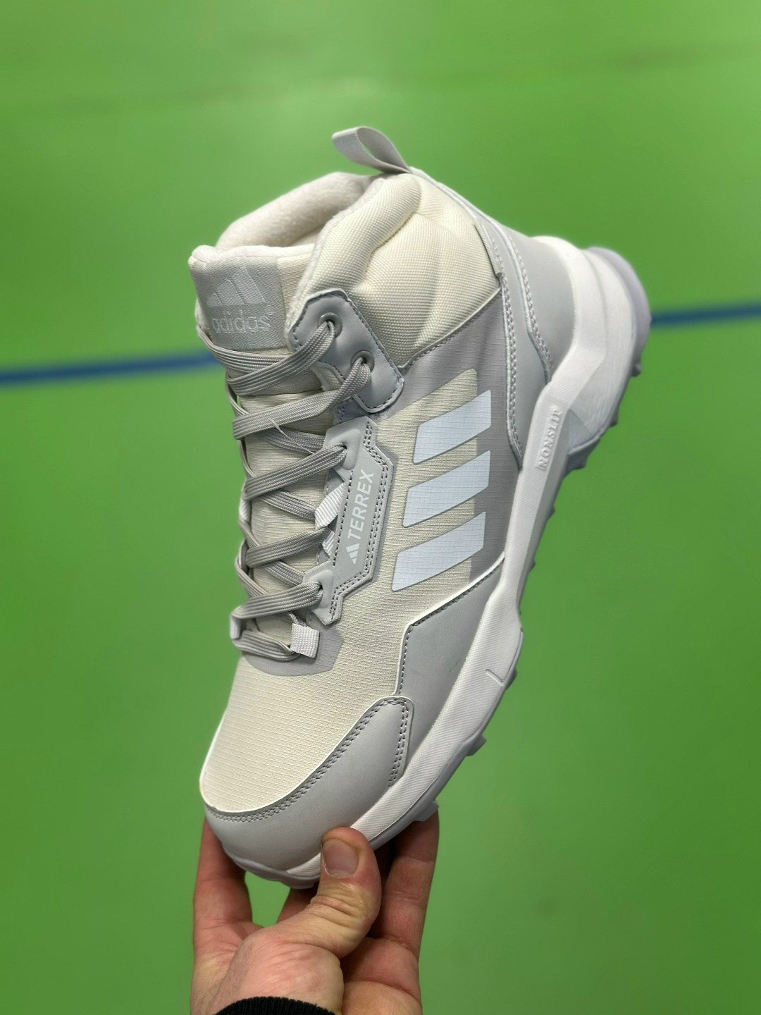 кроссовки зимние adidas terrex ax4 gtx,кроссовки adidas terrex зимние,зимние ботинки адидас с подошвой континенталь,кроссовки adidas зимние,кроссовки зимние adidas terrex ax4 gtx с мехом