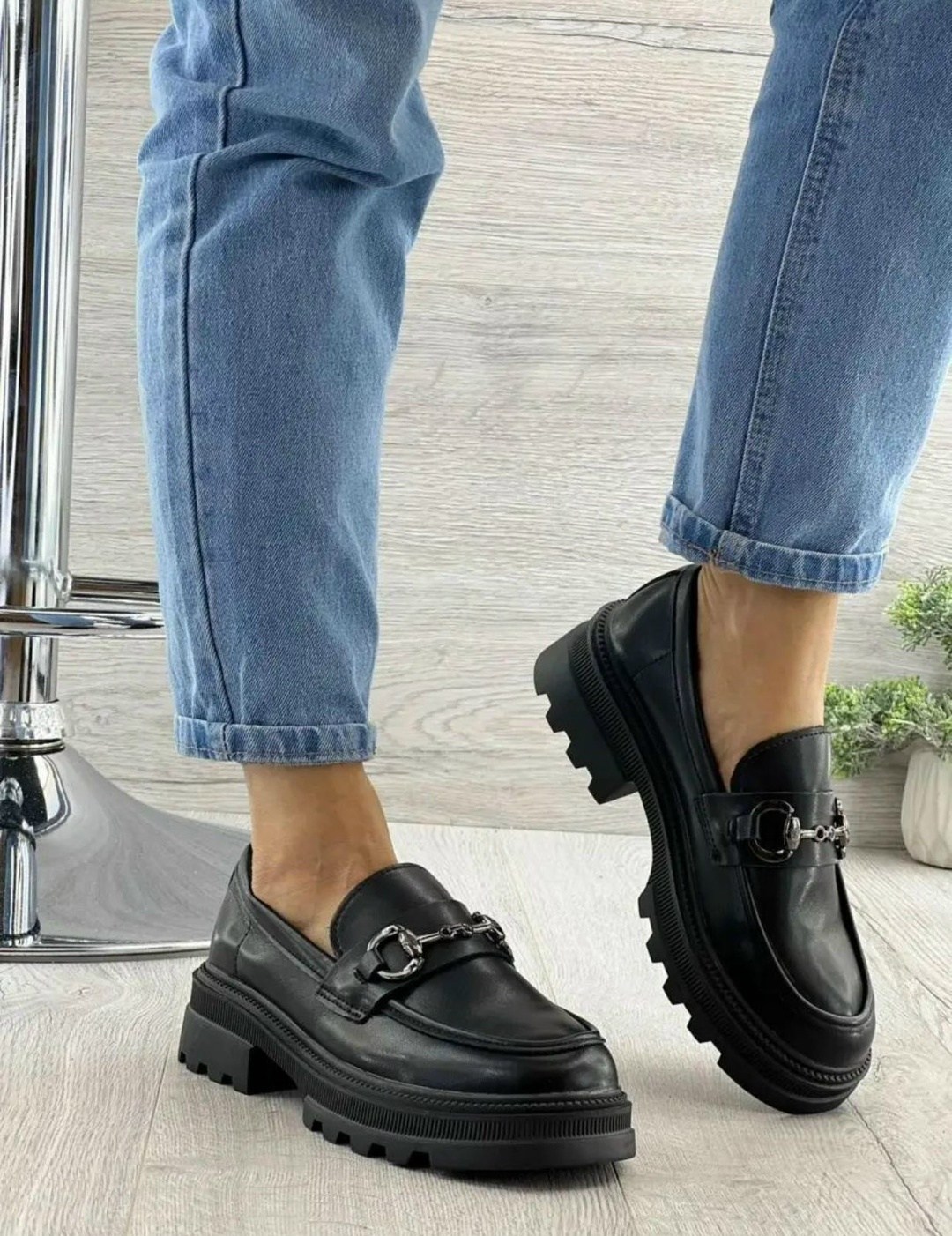 ,женские лоферы,лоферы женские черные белые туфли ,модные лоферы, лоферы женские