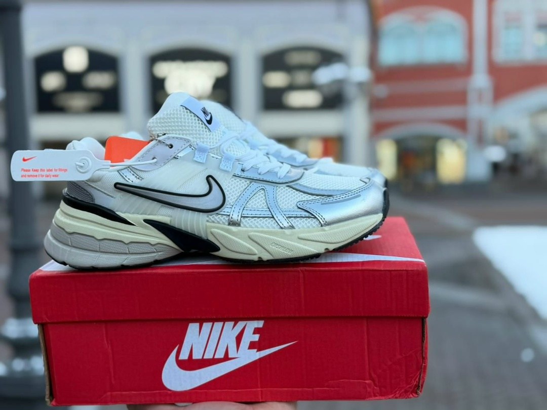кроссовки nike,кроссовки nike v2k run "summit white metallic silver" women's,кроссовки nike v 2 k run,кроссовки nike v2k run w серый серебряный,кроссовки