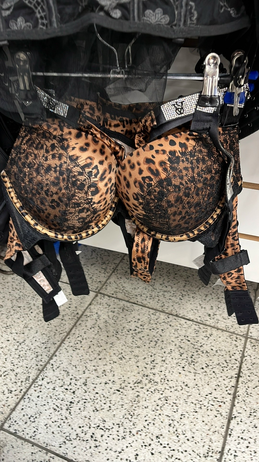 женское нижнее белье,женские белье,бюстгальтер,нижнего белья,бутик