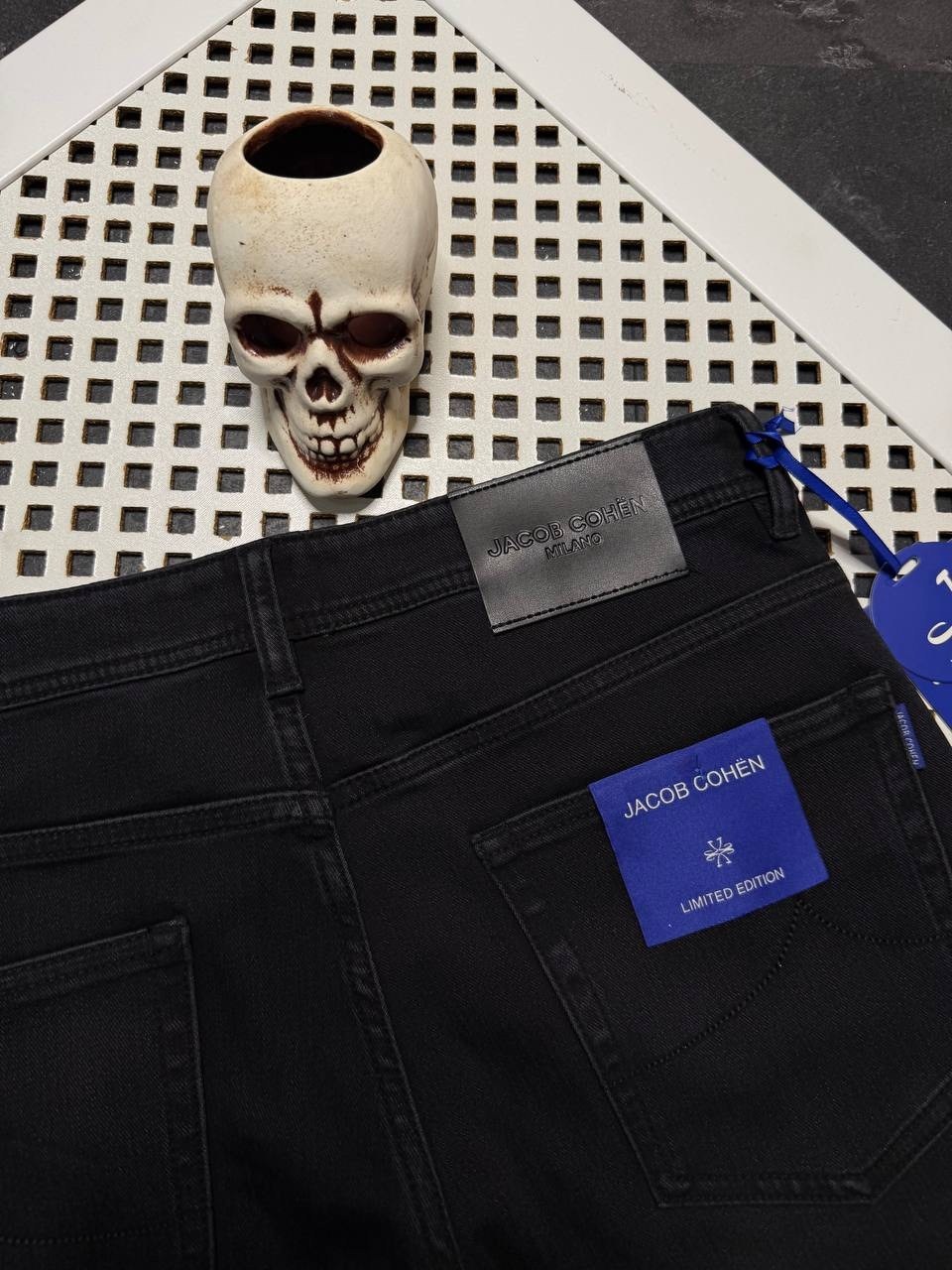 мужские джинсы,джинсы для мужчин,джинсы стильные,джинсы черные,джинсы джинсы