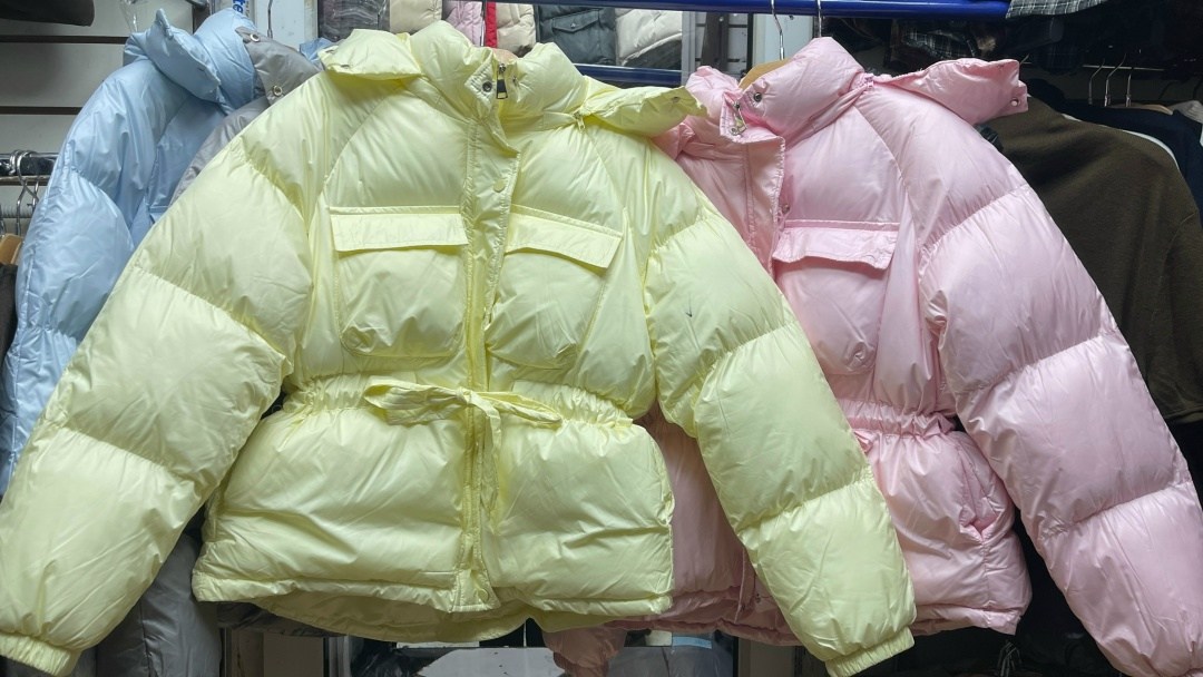 демисезонная куртка,пуховик куртка,куртка женская,куртка модная,куртка с поясом