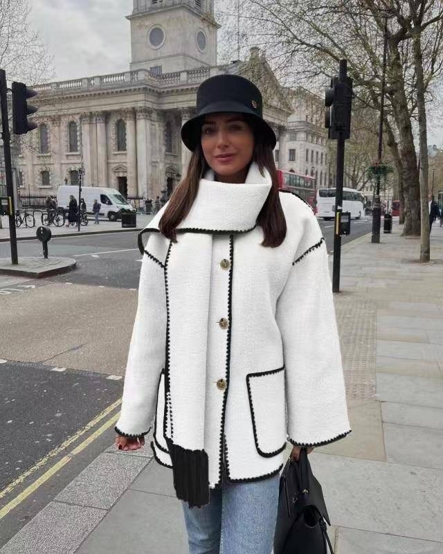 модное шерстяное пальто,пальто модное,пальто с шарфом,пальто и куртки,пальто с высоким воротником