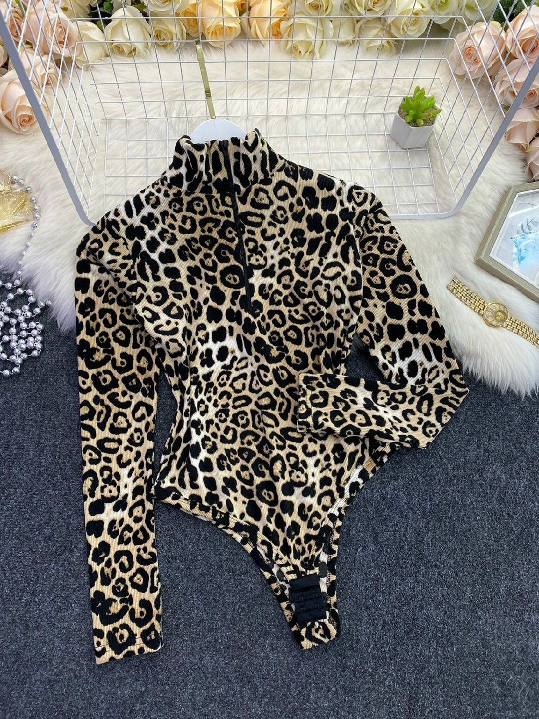 женский боди с леопардовым принтом,женское боди с высоким воротником и леопардовым принтом,боди женский леопардовый принт,леопардовый боди,кофта женская