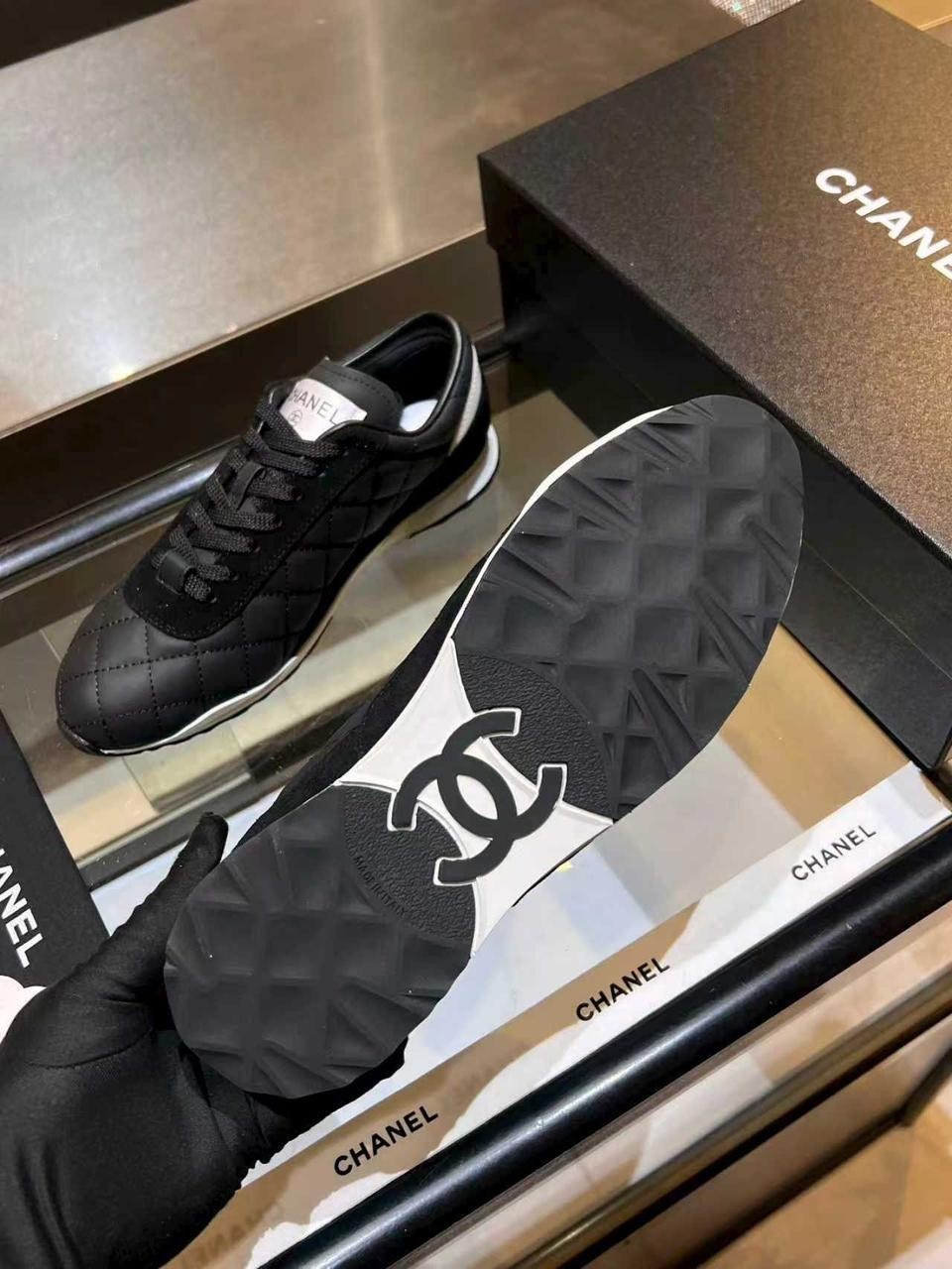 chanel кроссовки,женские кроссовки chanel,шанель кроссовки,женские кроссовки,кроссовки брендовые