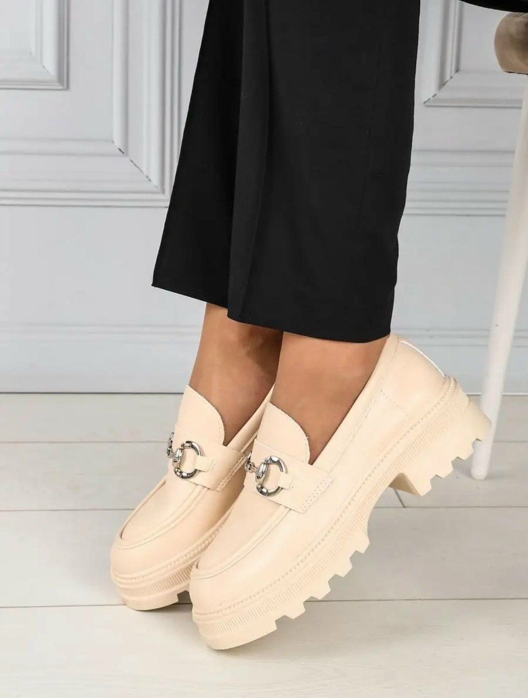 бежевые лоферы,лоферы женские,лоферы женские бежевые,лоферы модные, лоферы женские