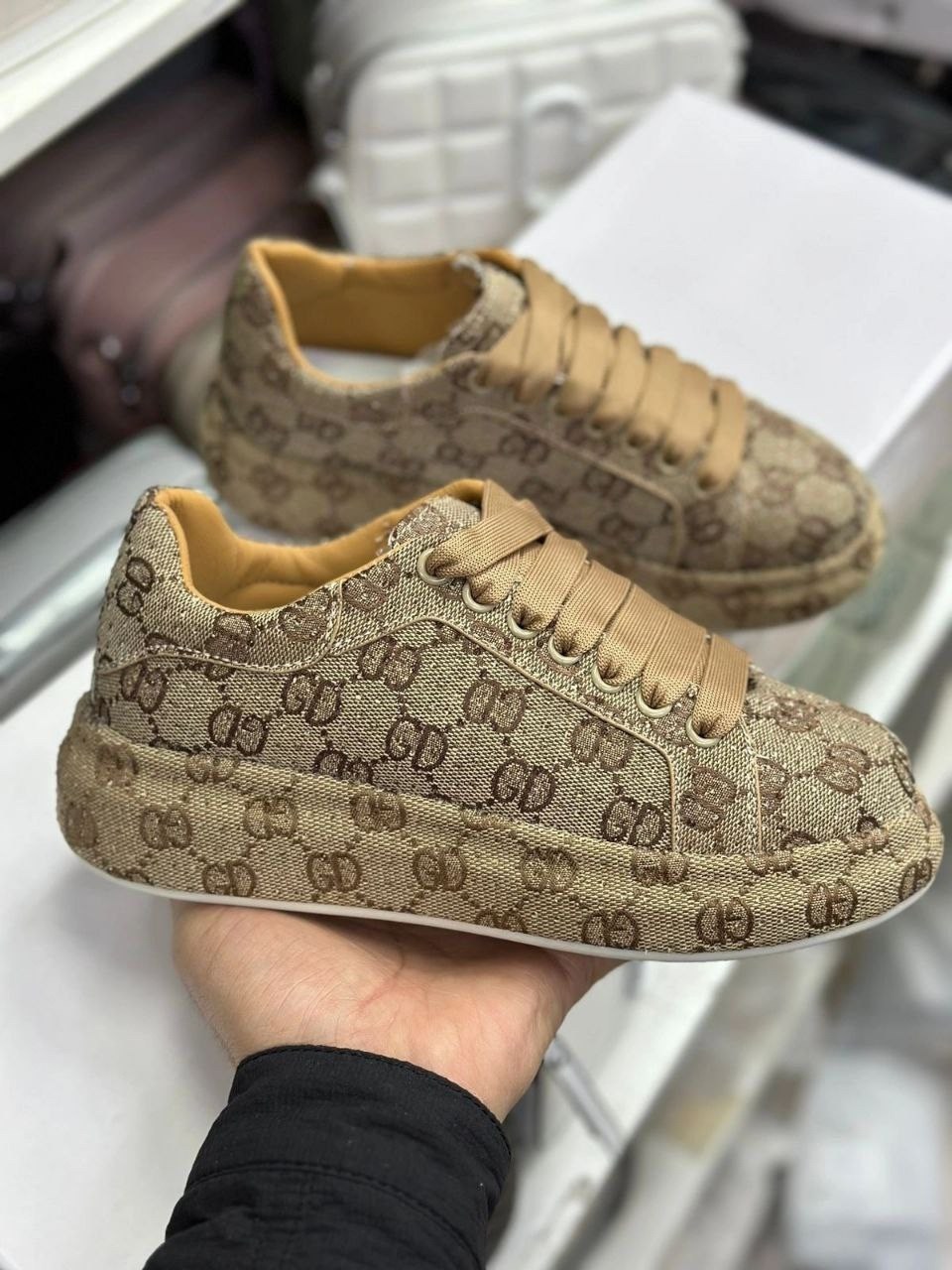 ,кроссовки женские gucci,кроссовки гуччи женские оригинал,кроссовки gucci,кроссовки женскиe