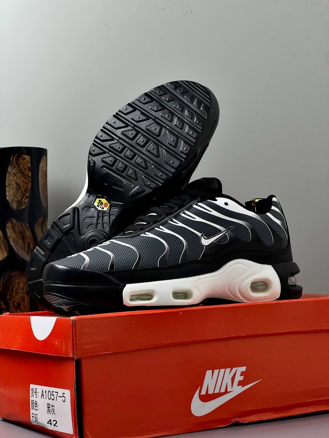 кроссовки nike air max tn plus,кроссовки мужские nike air max tn plus,кроссовки найк air max tn plus летние дышащие,nike air max tn plus,кроссовки найк air max plus tn