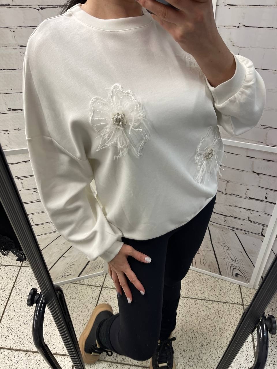 свитшот женский,женская кофта,декор свитшота,свитшот для девушек,свитшот