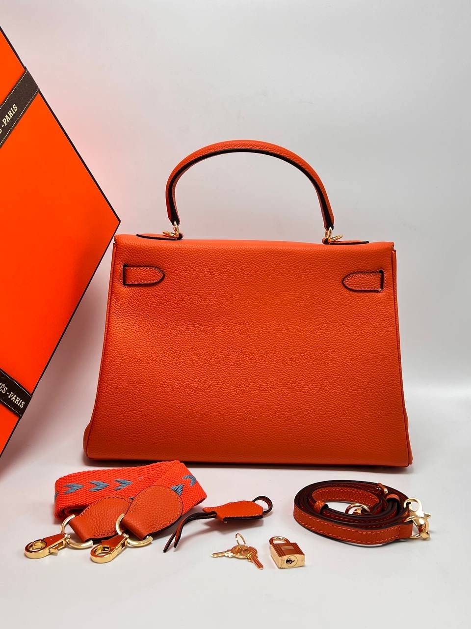hermes сумка,сумка hermes женская,сумка эрмес мини,сумка hermes kelly,сумка хермес оранжевая