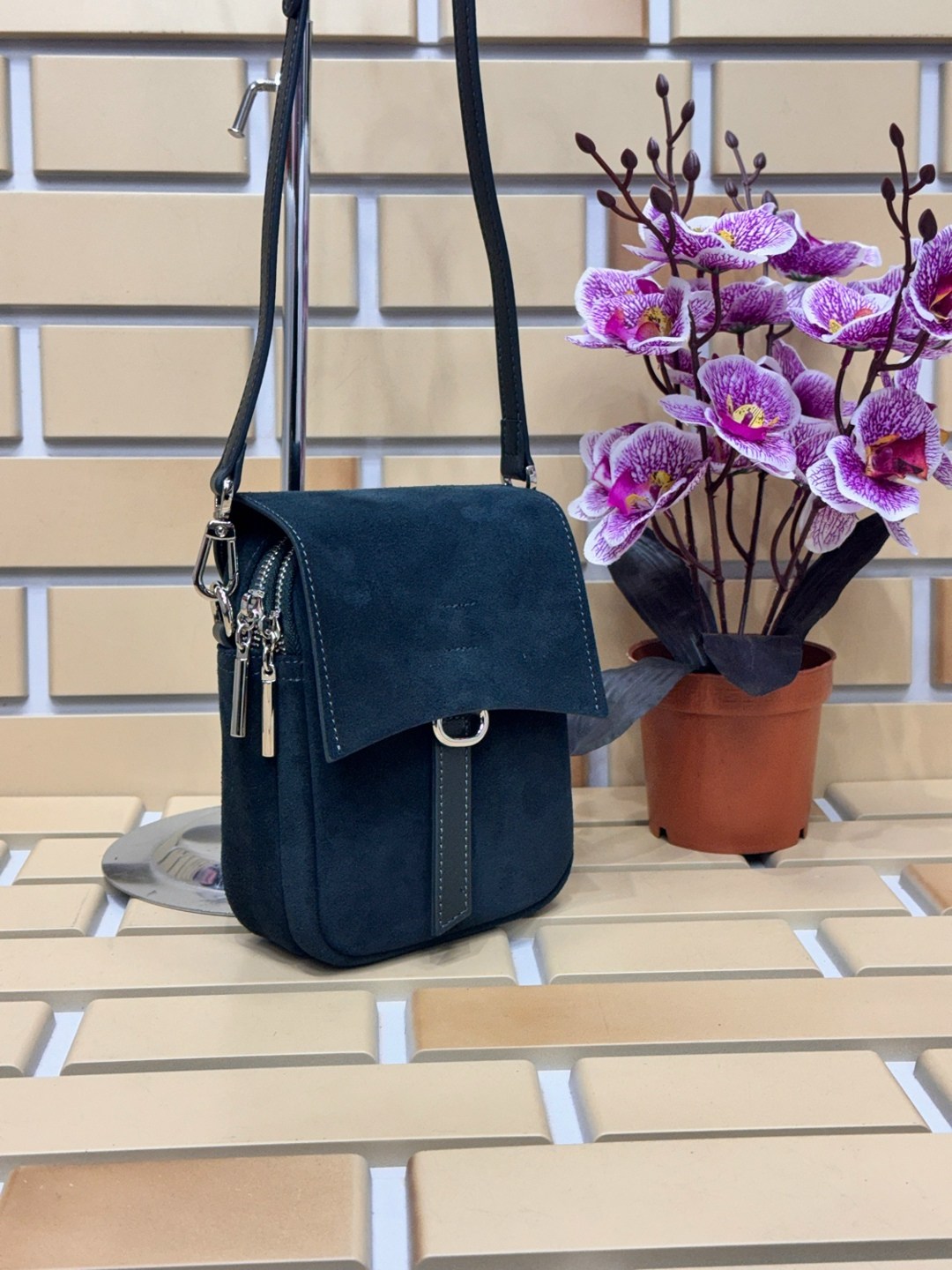 замшевая сумочка,замшевая сумка,сумка женская замшевая,женская сумка,сумка женская натуральная кожа и замша meyninger св3055 коричневый