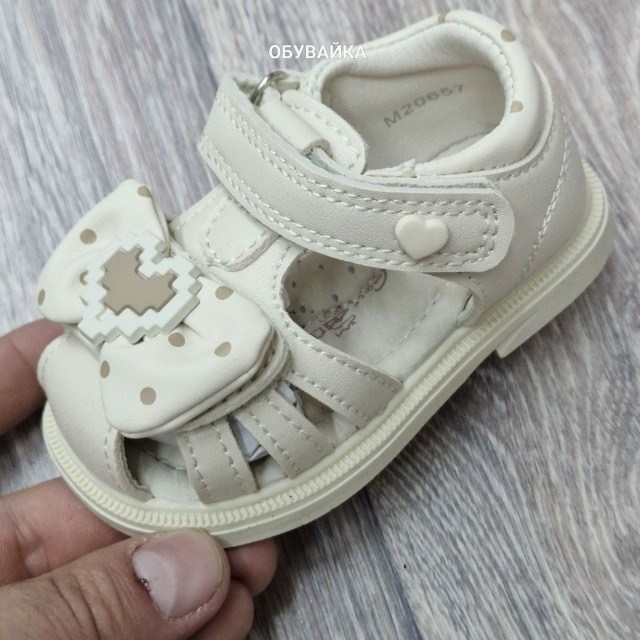 ,детские босоножки,детские сандалии,сандалии,сандалии для девочек