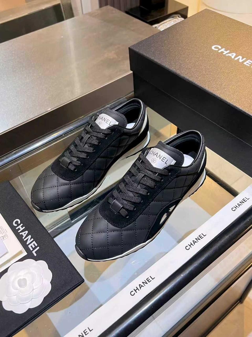 chanel кроссовки,женские кроссовки chanel,шанель кроссовки,женские кроссовки,кроссовки брендовые