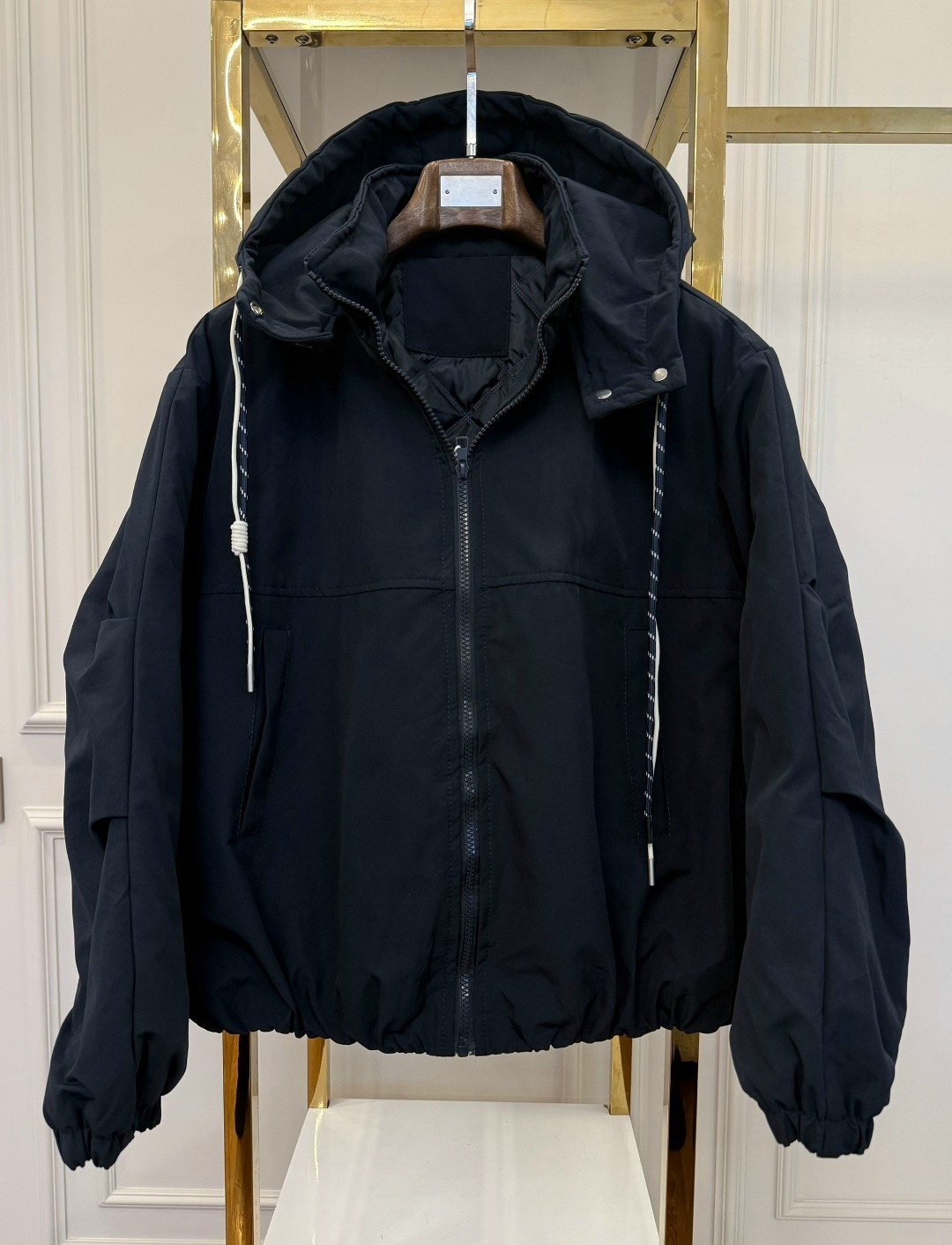 куртка модная,куртка пуховик,женская зимняя куртка,куртка короткая,женская куртка