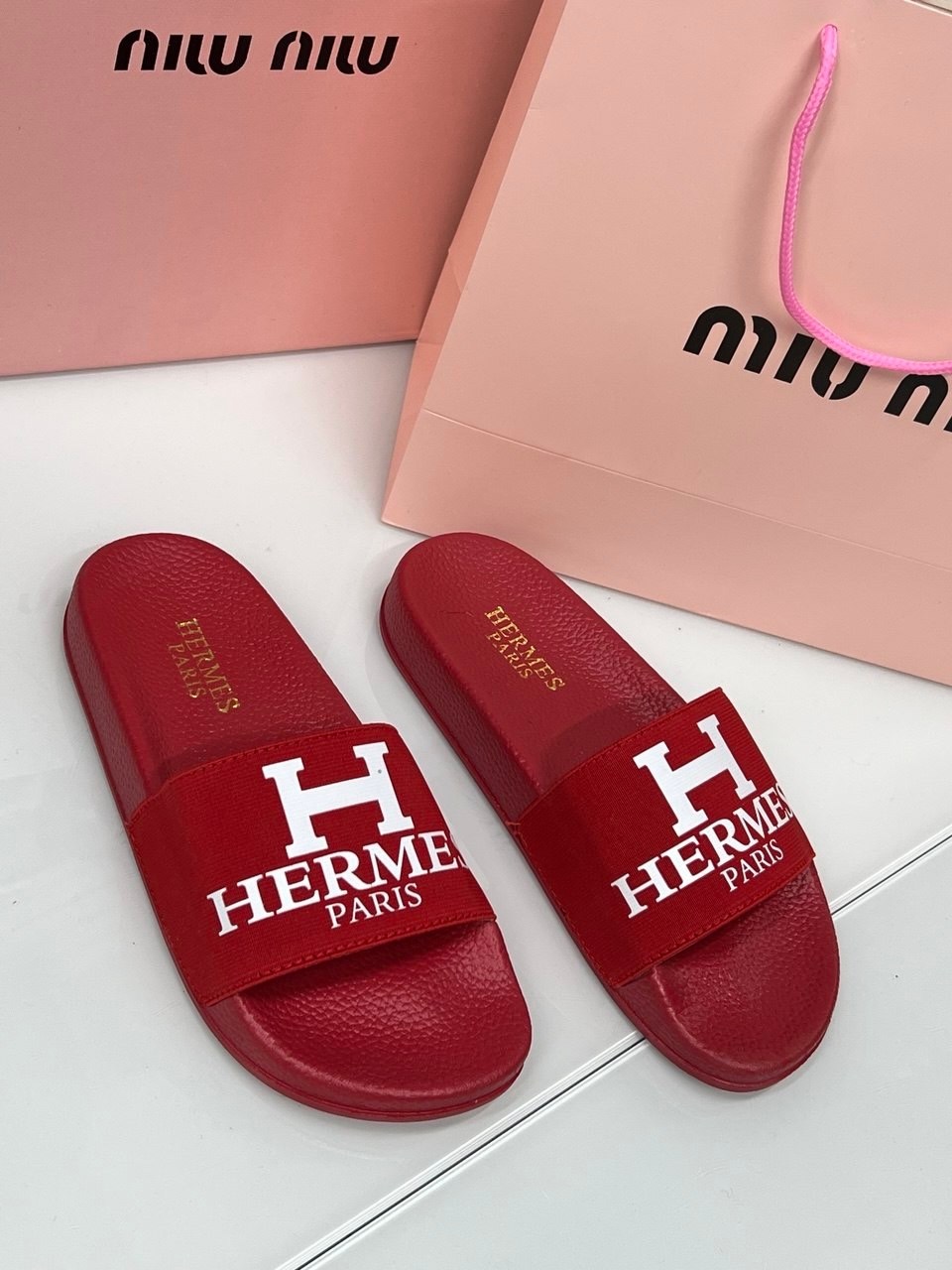 шлепанцы miu miu,шлепанцы женские,шлепки миу миу,шлепанцы модные,