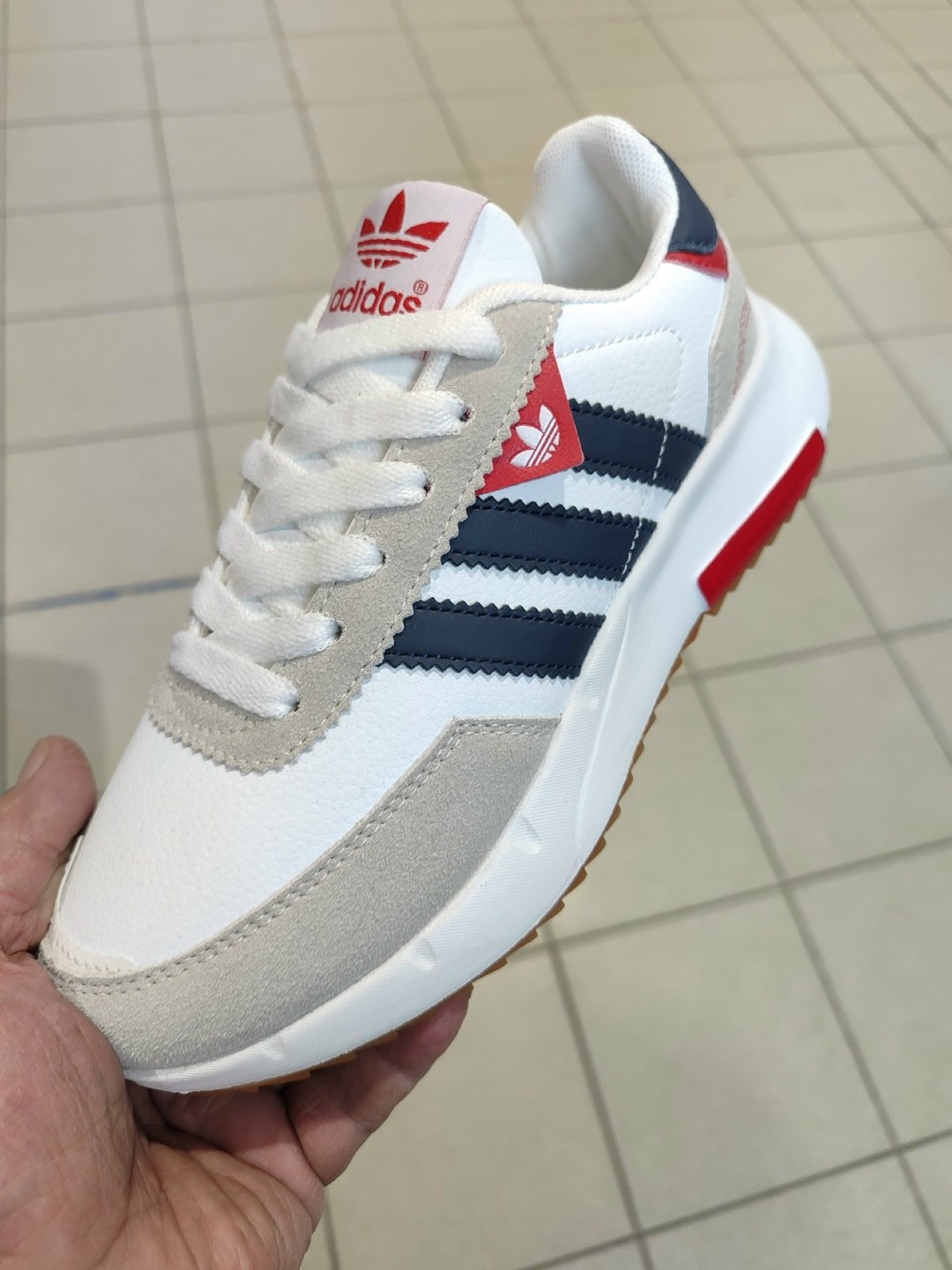 кроссовки мужские adidas,кроссовки adidas,адидас кроссовки ретропи,кроссовки женские adidas,кроссовки