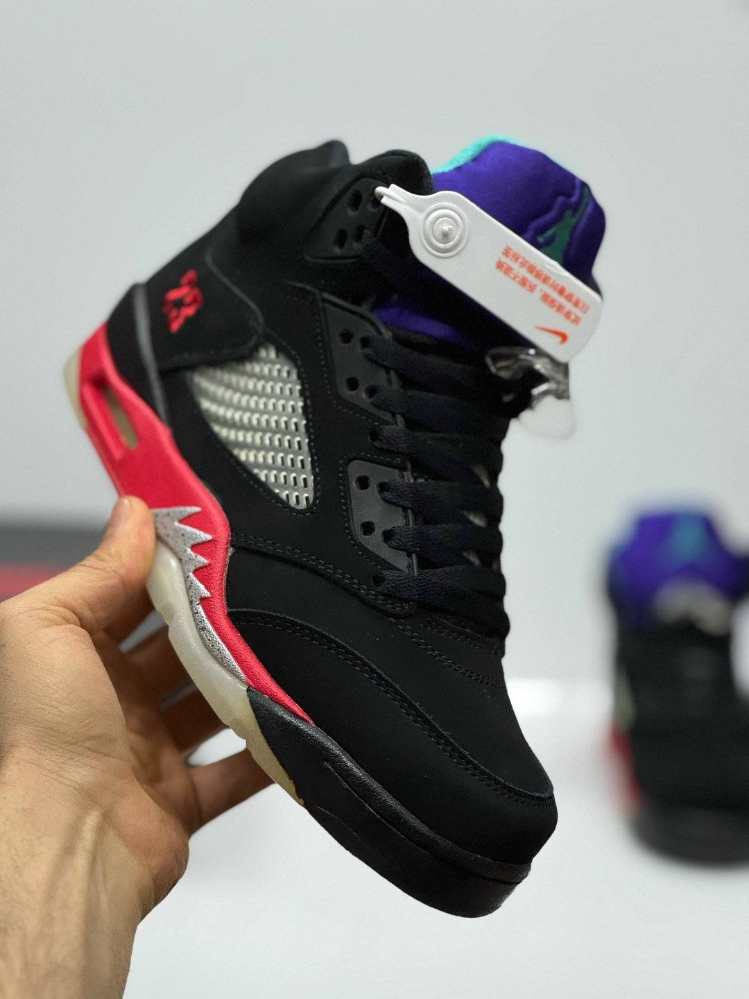 кроссовки air jordan 5 retro gs top 3 черный,nike air jordan 5,air jordan 5,nike air jordan 5 retro,кроссовки air jordan 5 retro