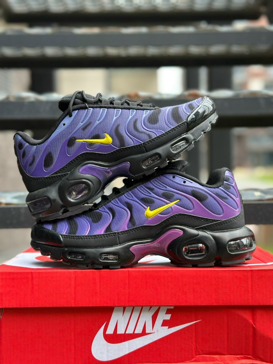 кроссовки nike air max plus tn,мужские кроссовки nike air max tn plus,nike air max tn plus,найк тн плюс фиолетовые,кроссовки