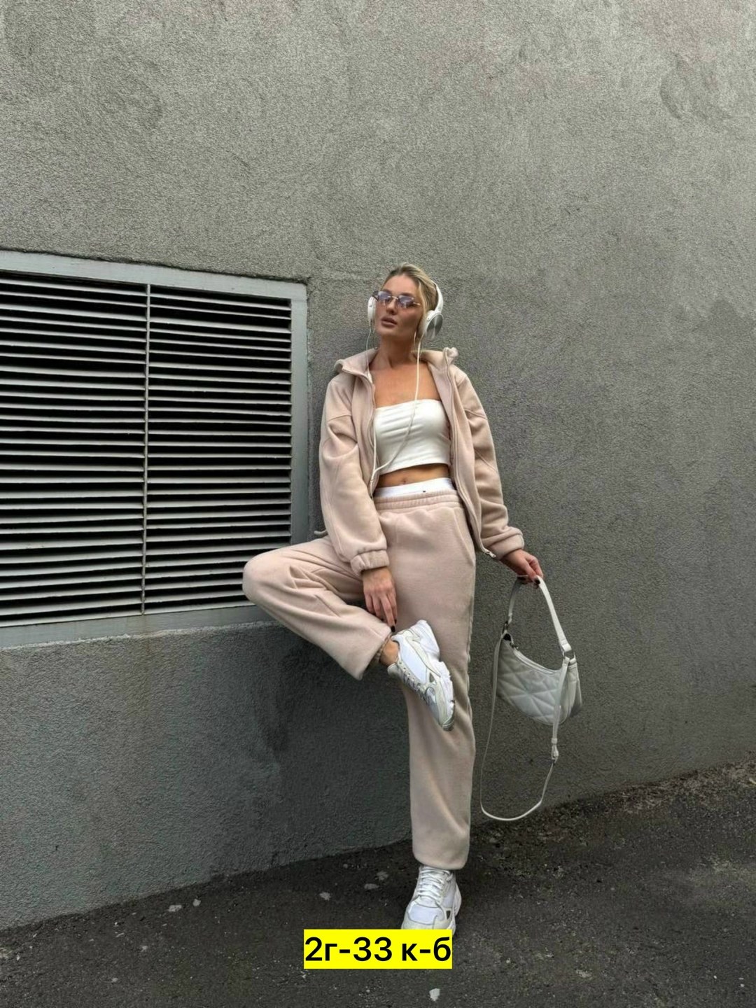 костюм на флисе женский,спортивный костюм женский,костюм на флисе,спортивный костюм на флисе женский,женский костюм